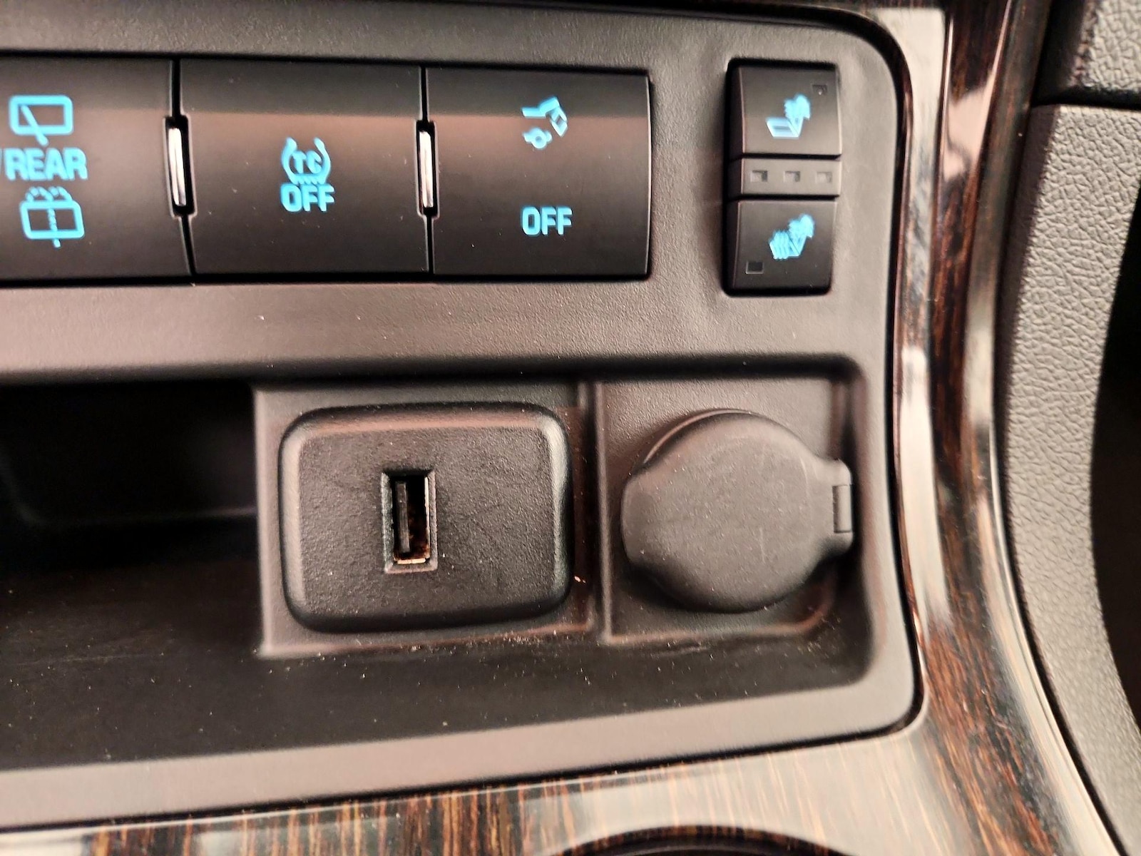 2016 Chevrolet Traverse 2LT - Photo 17
