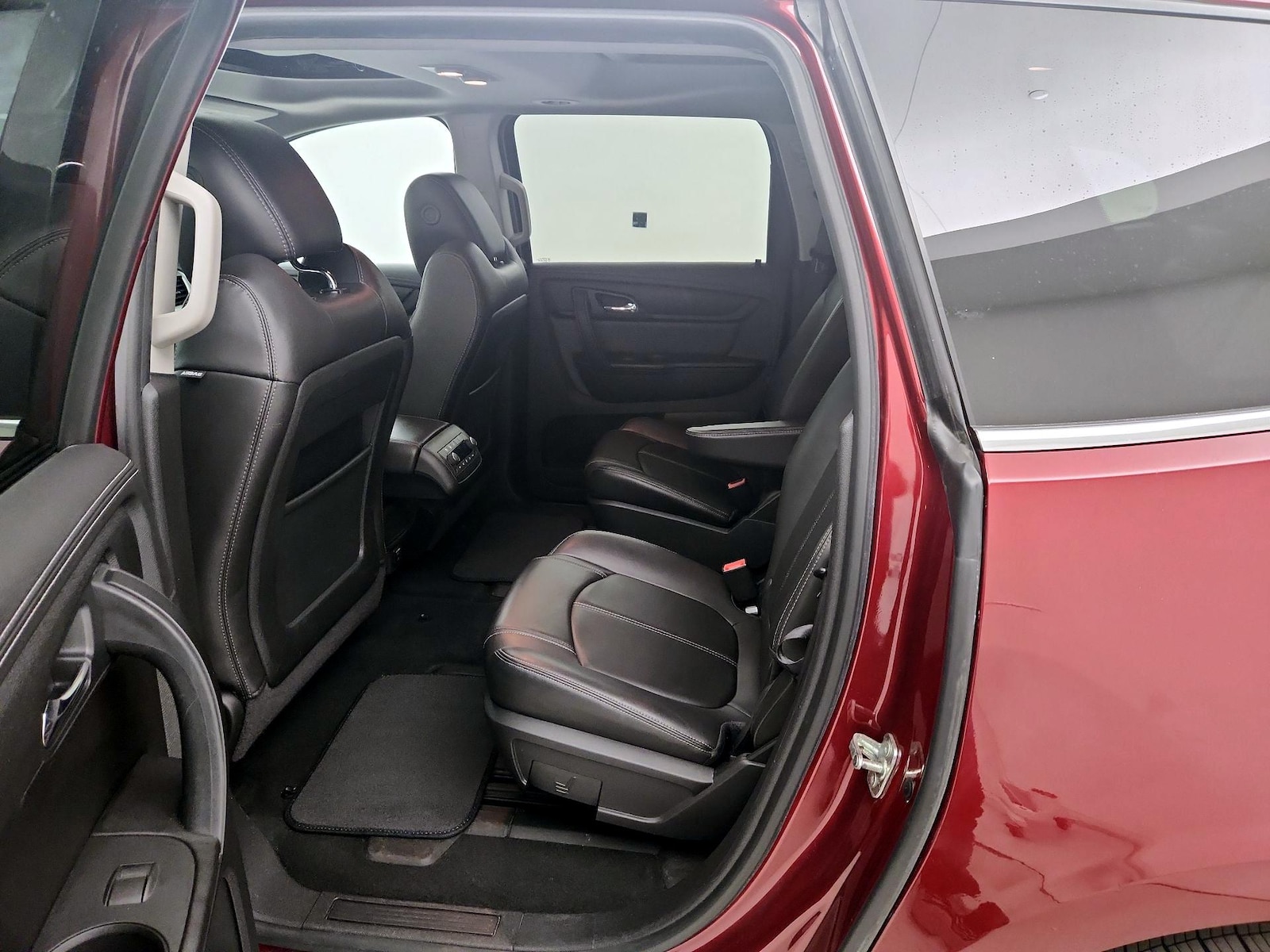 2016 Chevrolet Traverse 2LT - Photo 19