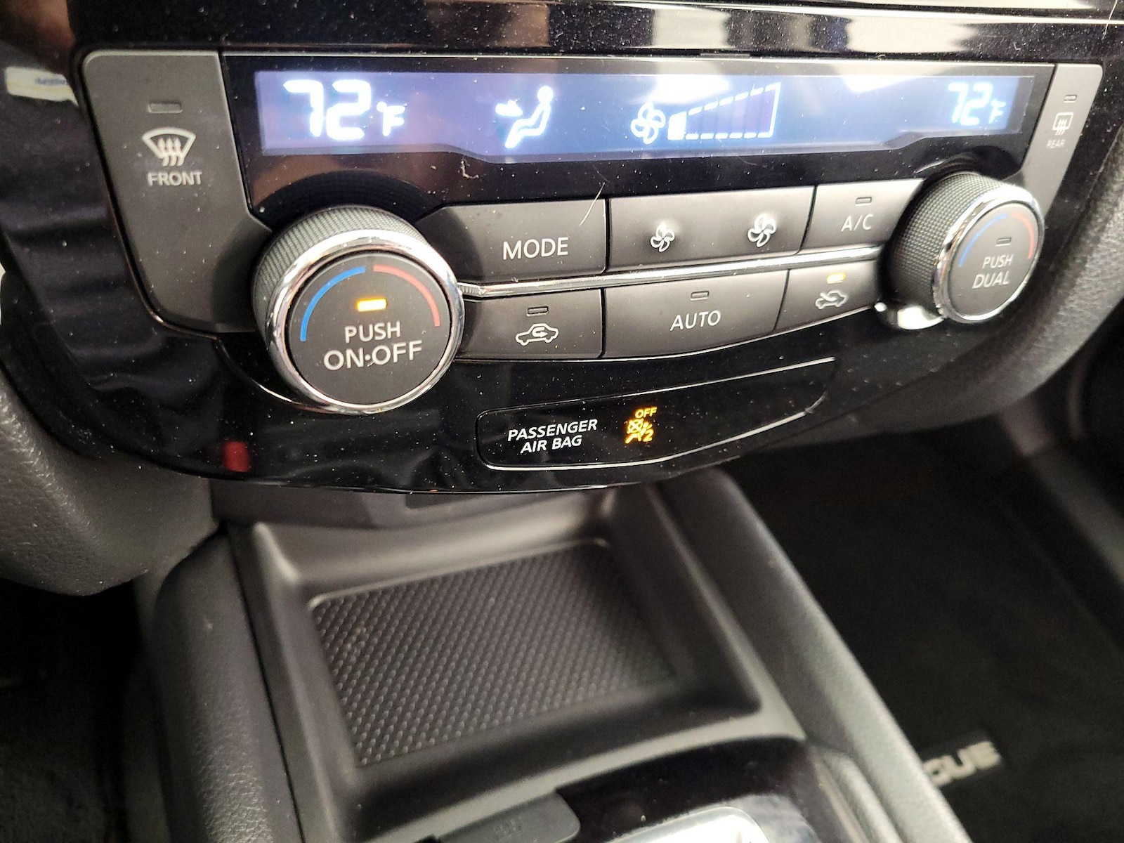 2020 Nissan Rogue SV - Photo 17