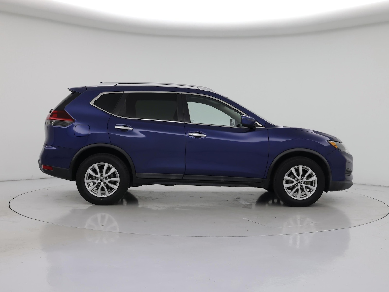 2020 Nissan Rogue SV - Photo 8