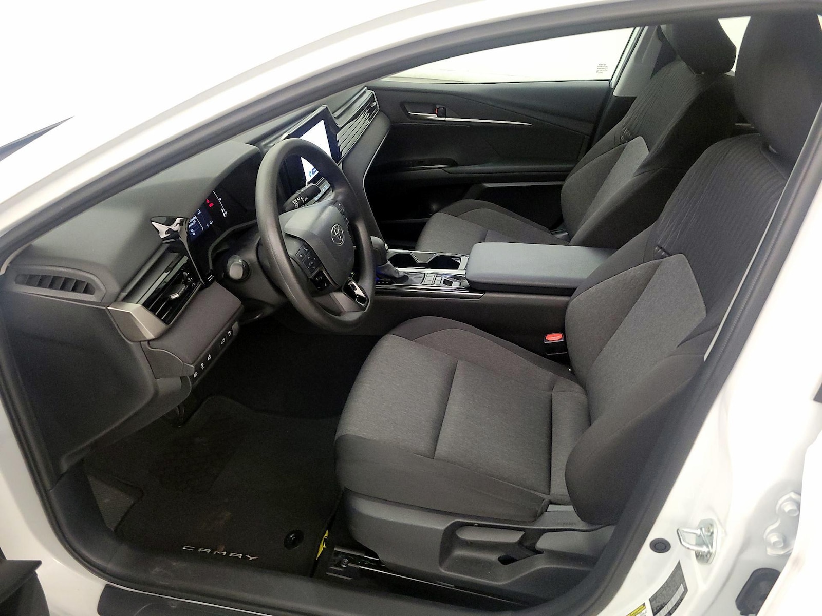 2026 Toyota Camry LE - Photo 11