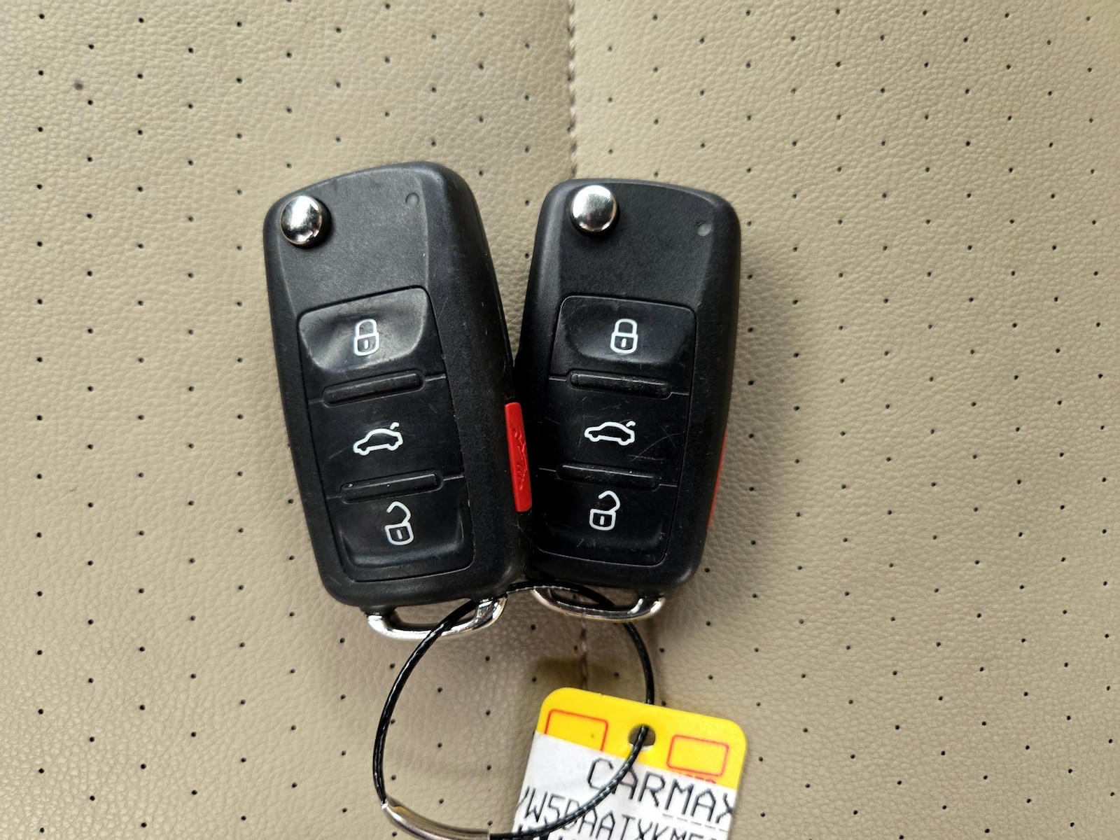 2019 Volkswagen Beetle S - Photo 23