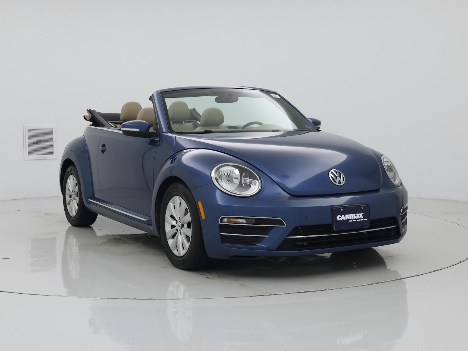 2019 Volkswagen Beetle S - Photo 24