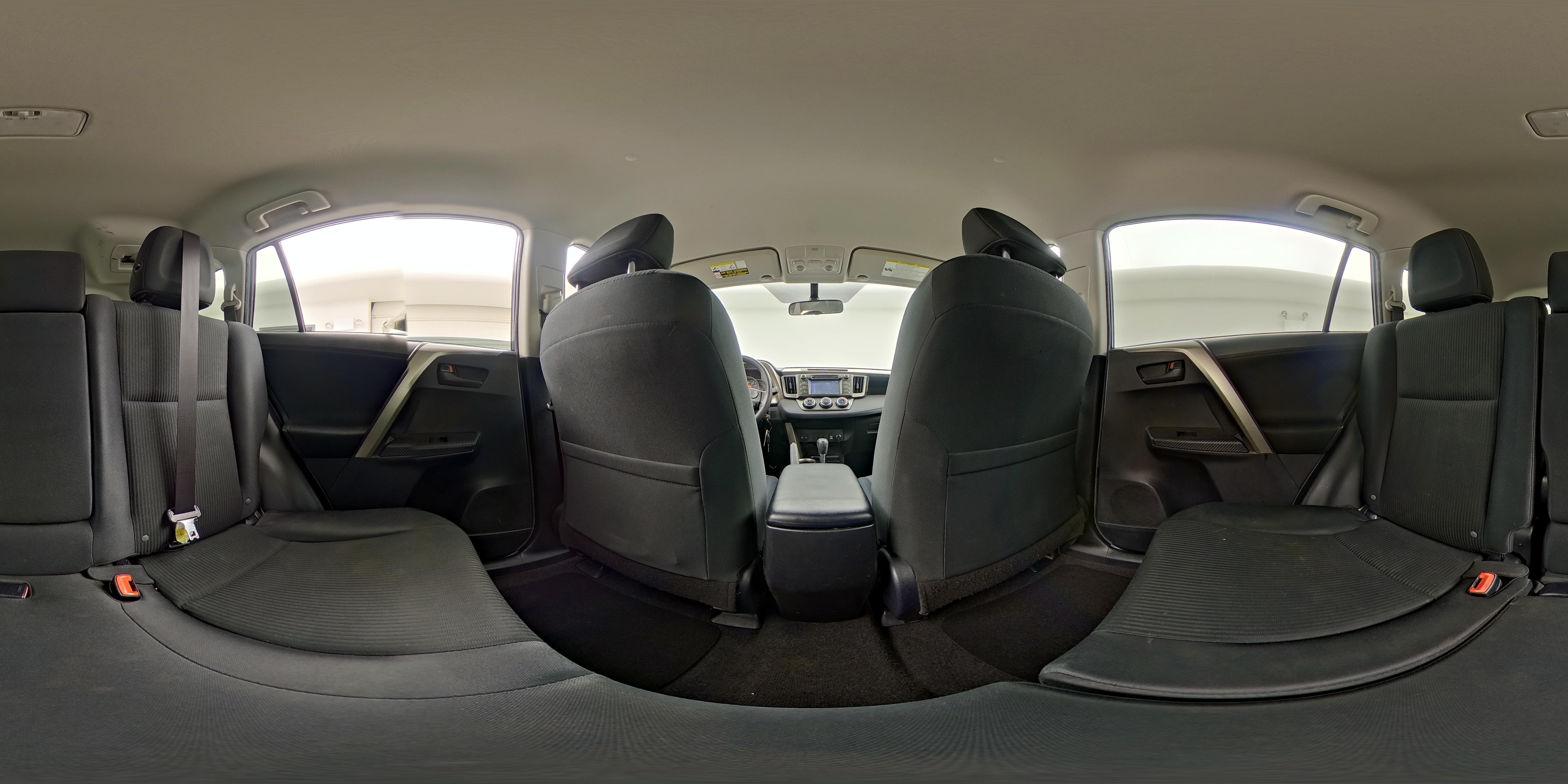 2014 Toyota RAV4 LE - Photo 26