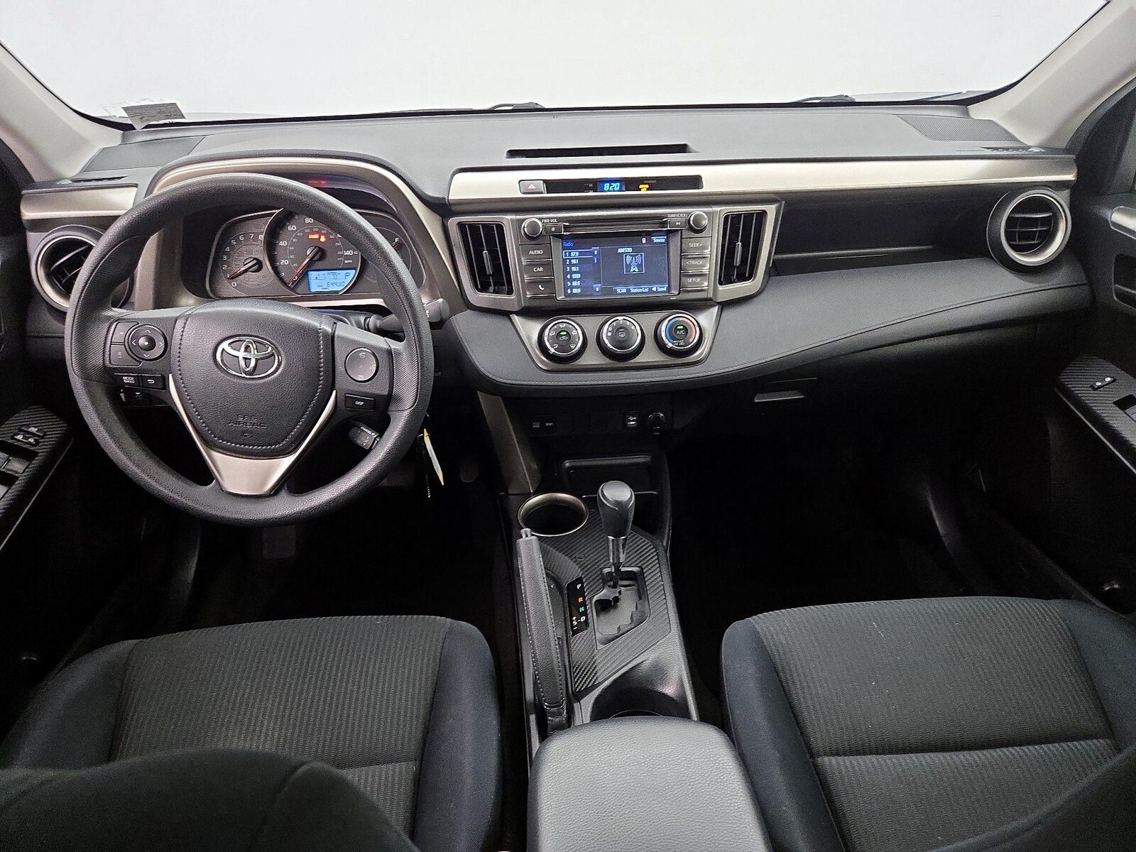 2014 Toyota RAV4 LE - Photo 10