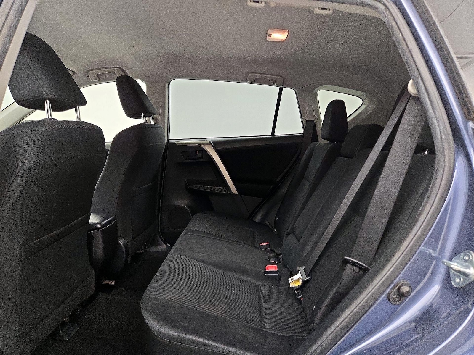 2014 Toyota RAV4 LE - Photo 20