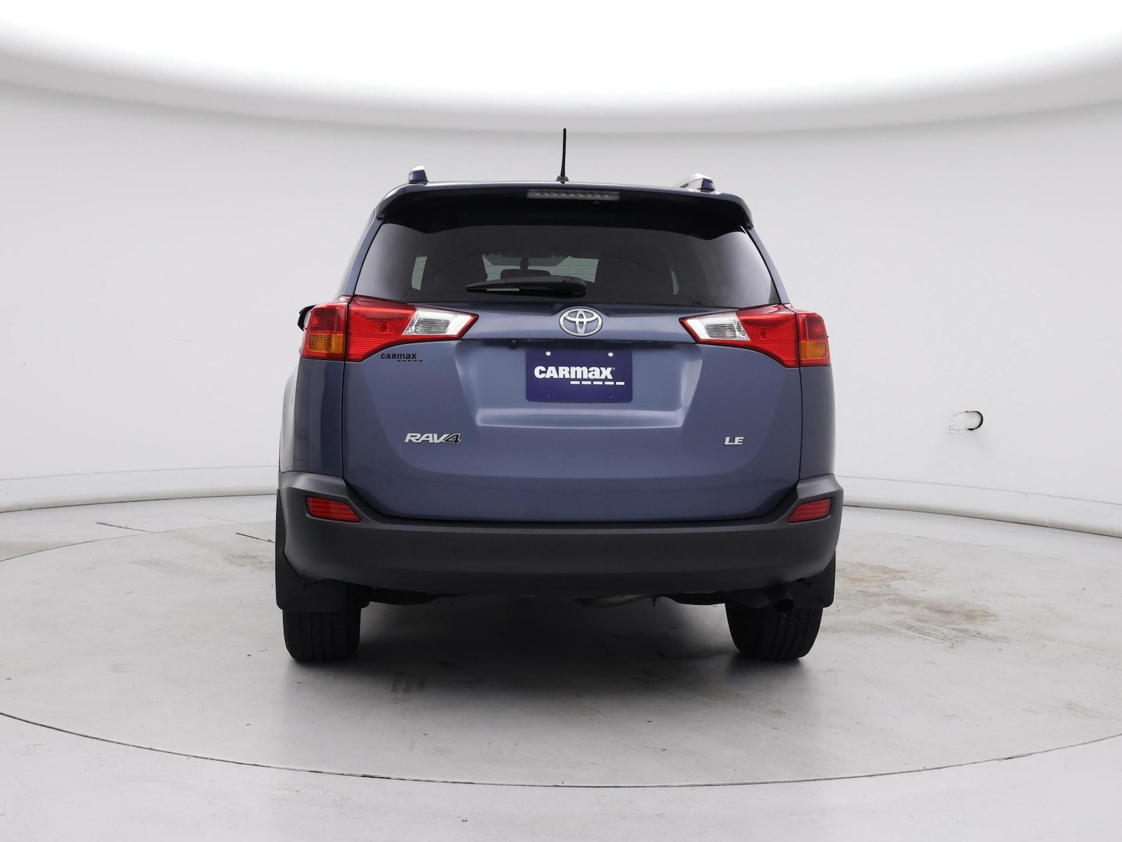 2014 Toyota RAV4 LE - Photo 7