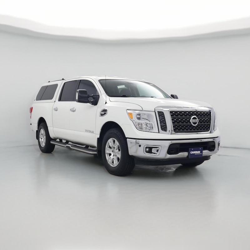 2017 Nissan Titan SV