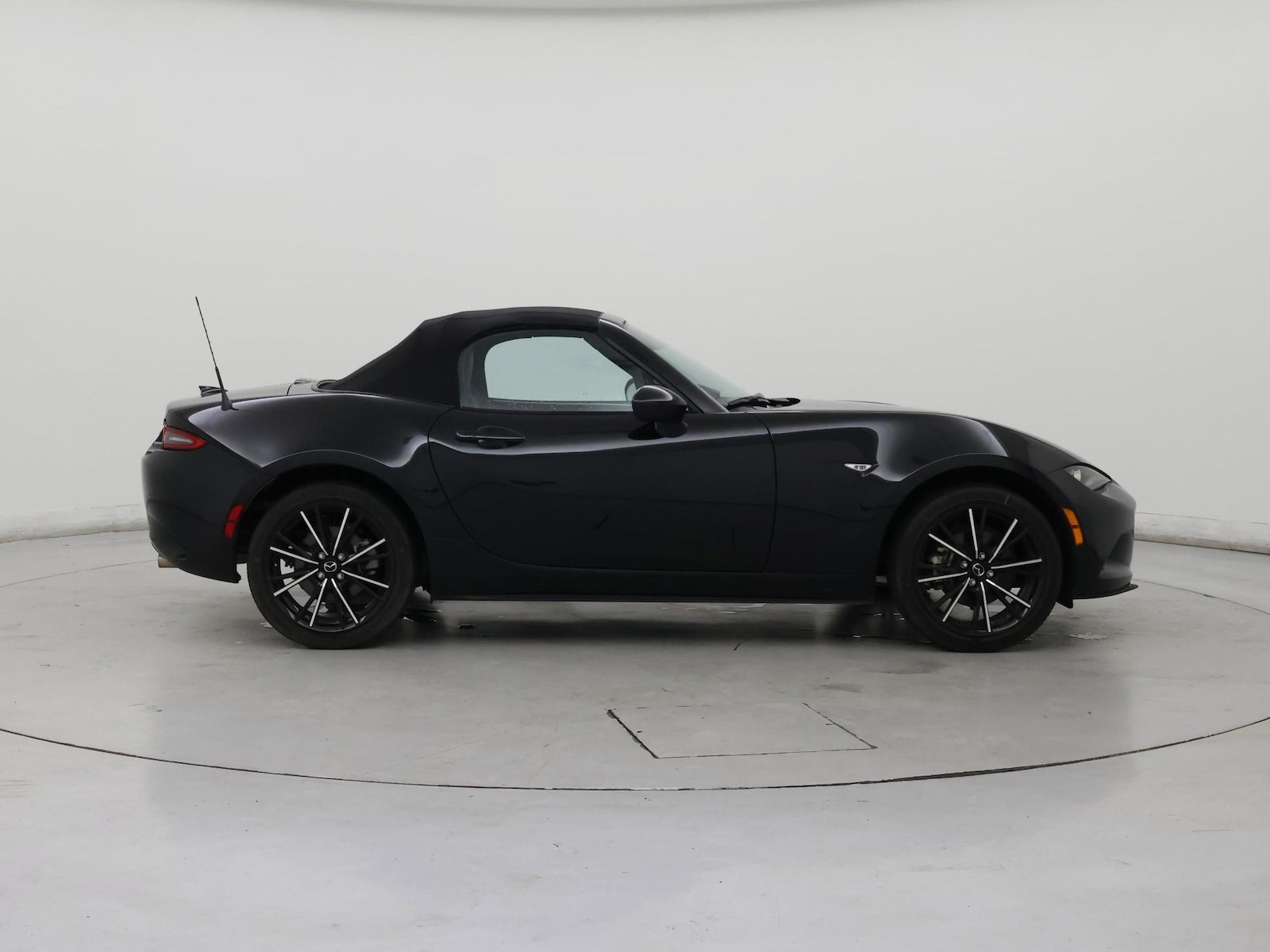 2024 Mazda MX-5 Miata Grand Touring - Photo 8