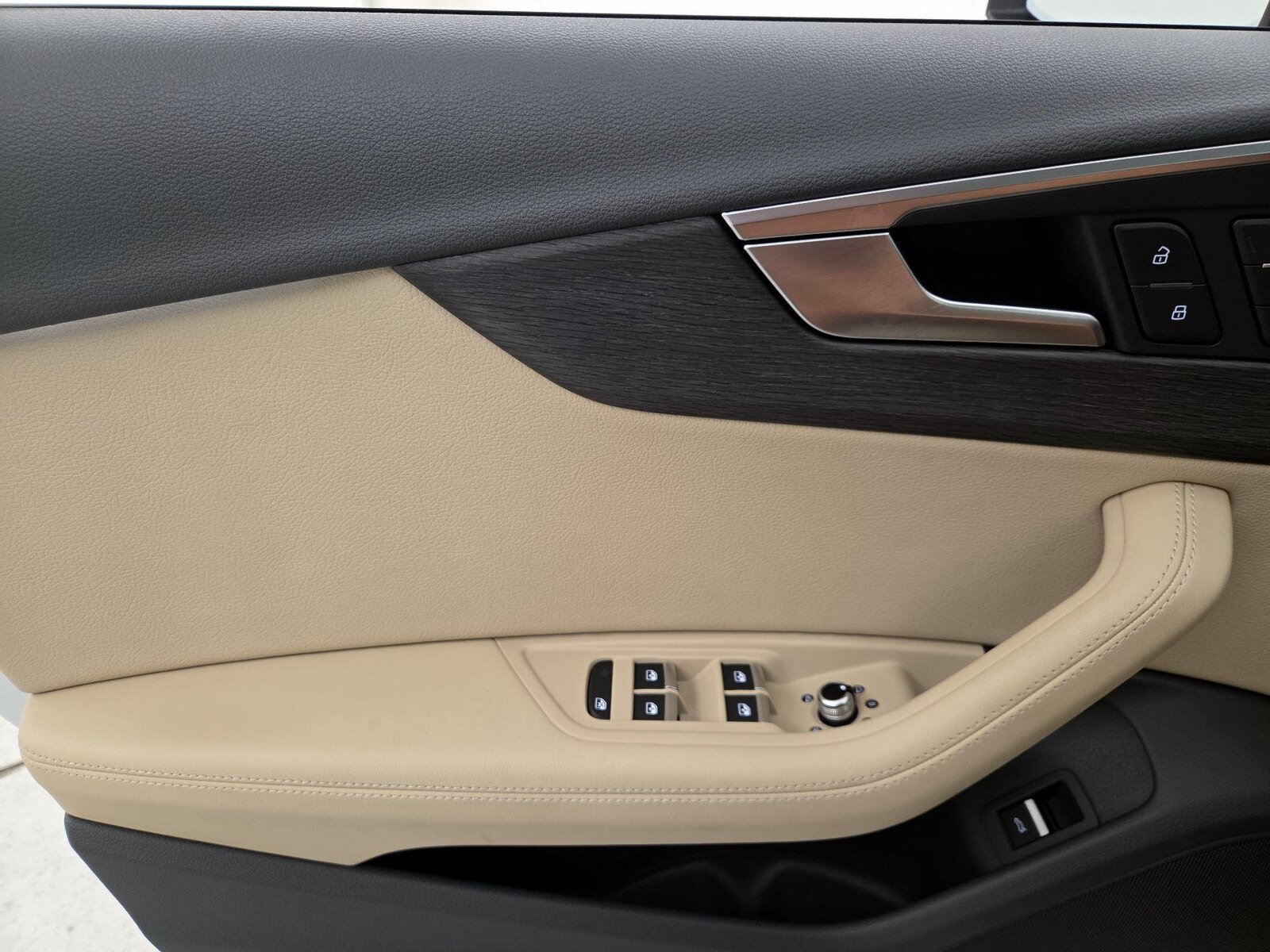 2019 Audi A4 Premium Plus - Photo 13