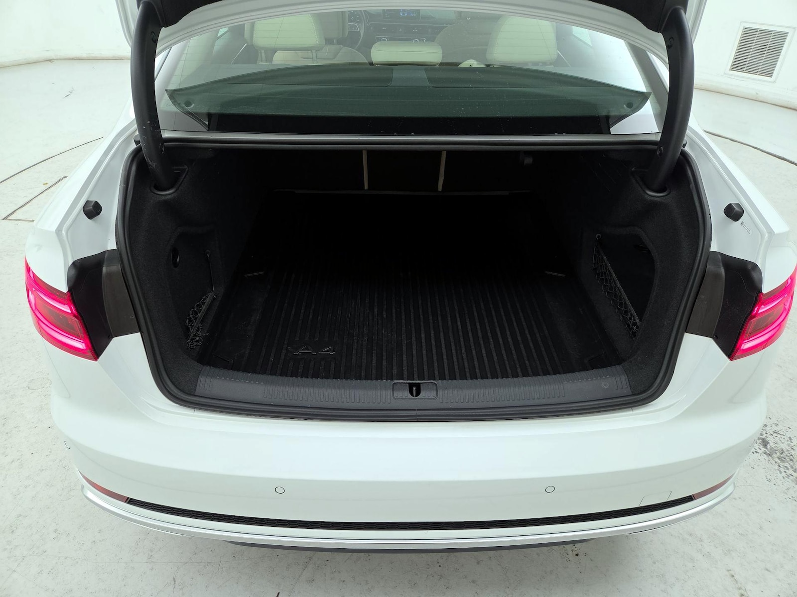 2019 Audi A4 Premium Plus - Photo 23