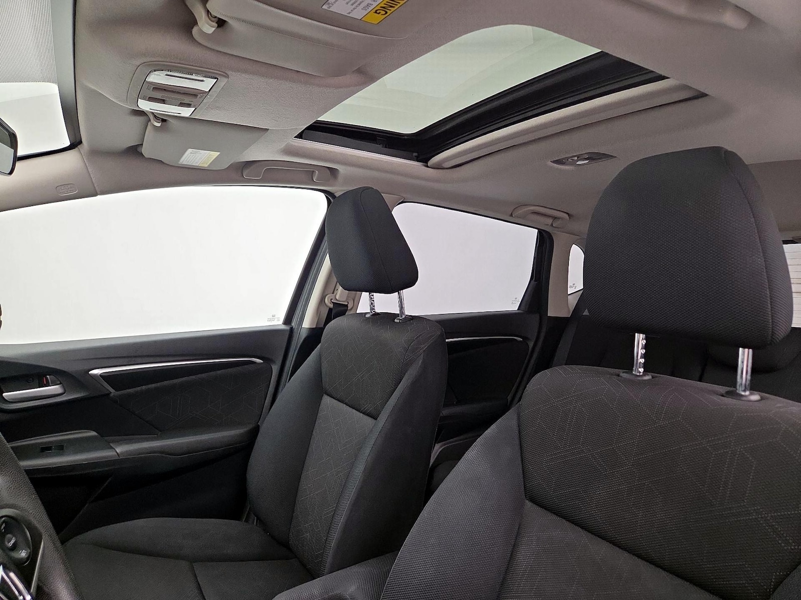Sunroof(s) & Overhead Airbags