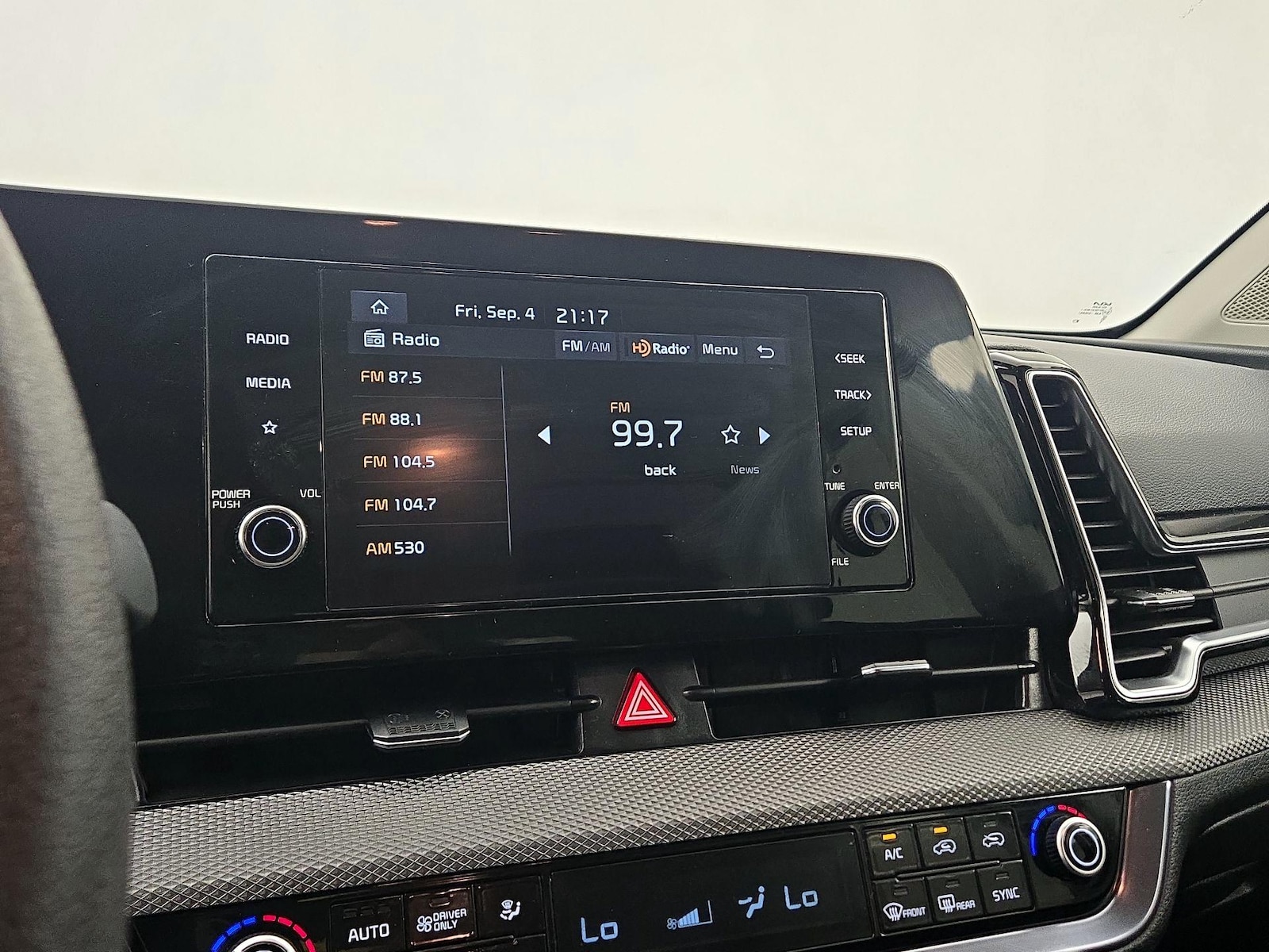 2023 Kia Sportage LX Hybrid - Photo 16