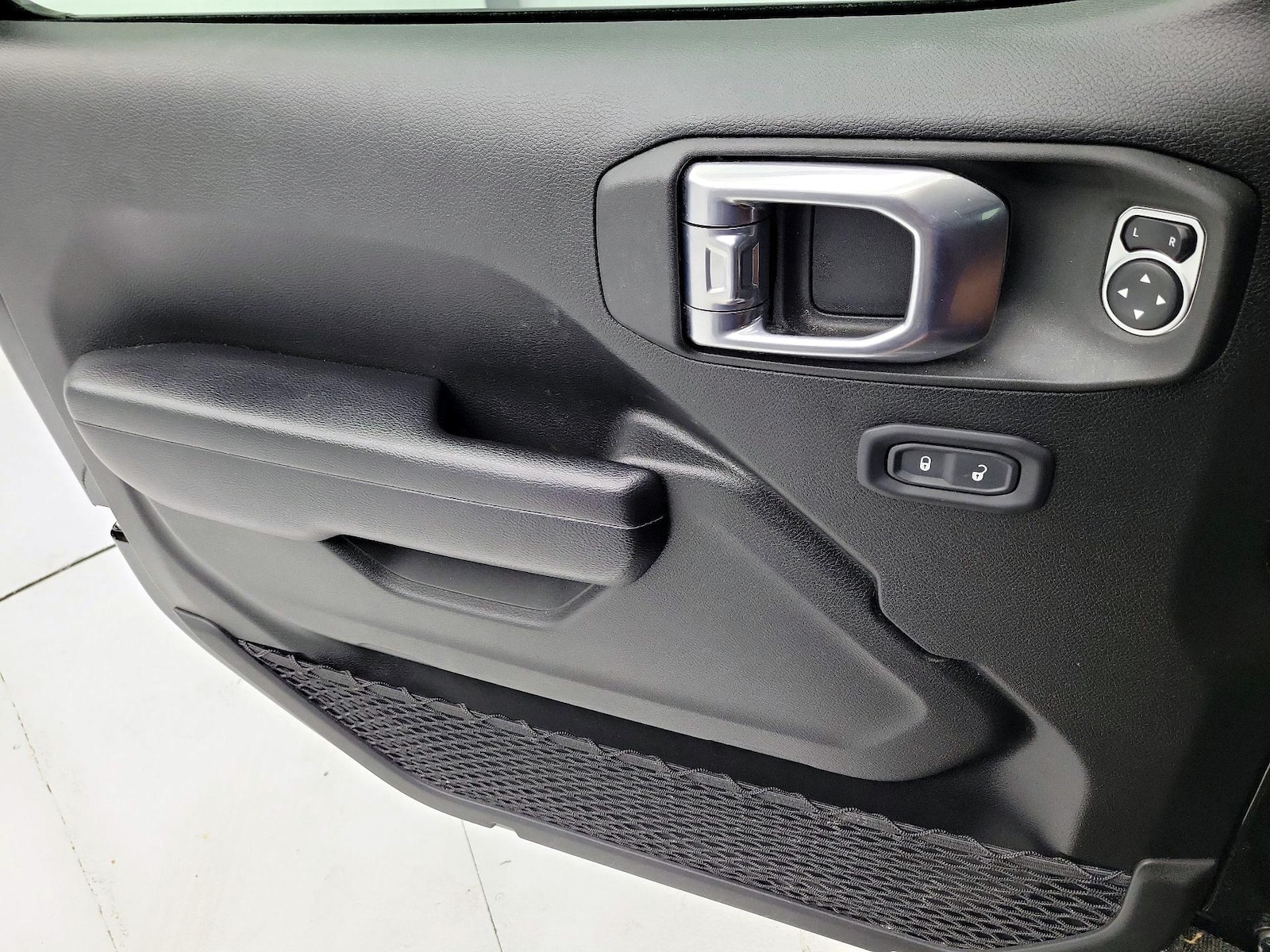 2021 Jeep Wrangler Unlimited Altitude - Photo 13