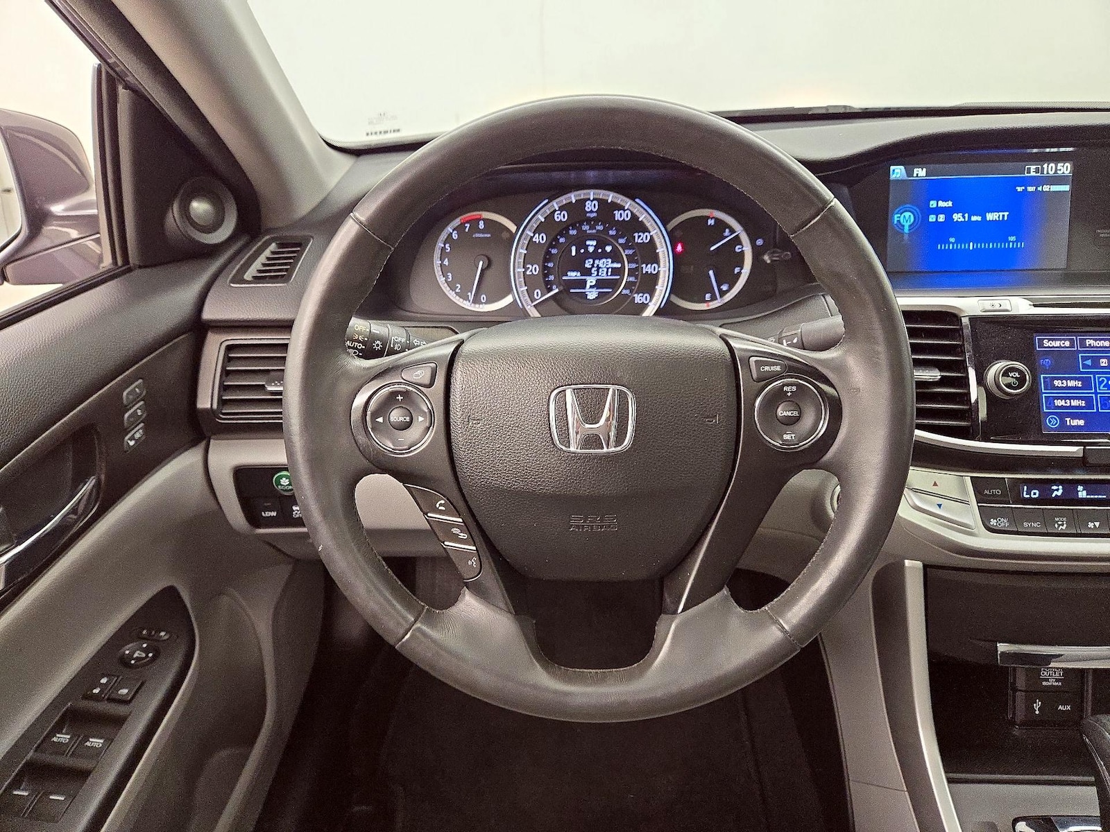 2015 Honda Accord EX-L - Photo 11