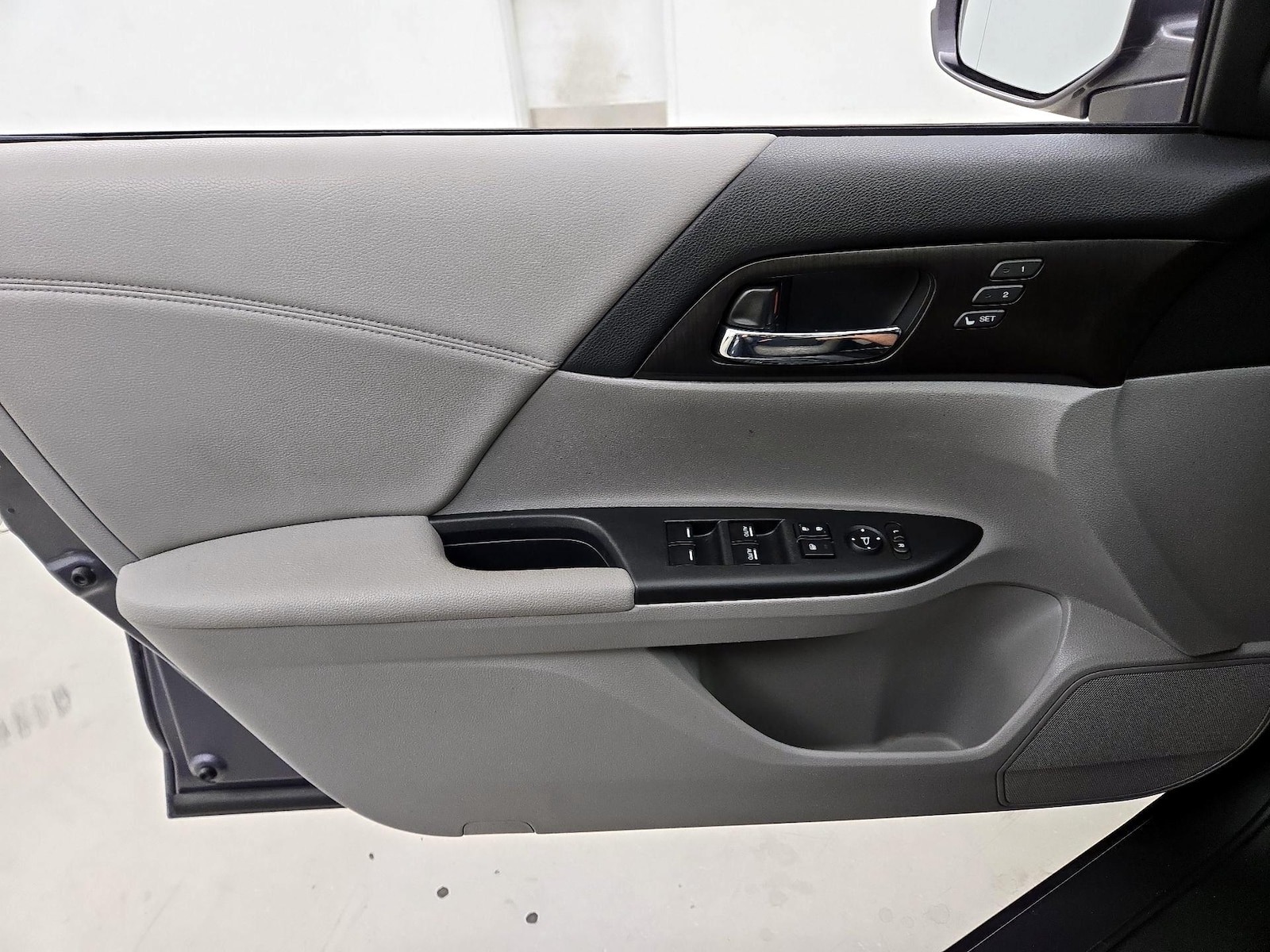 2015 Honda Accord EX-L - Photo 13