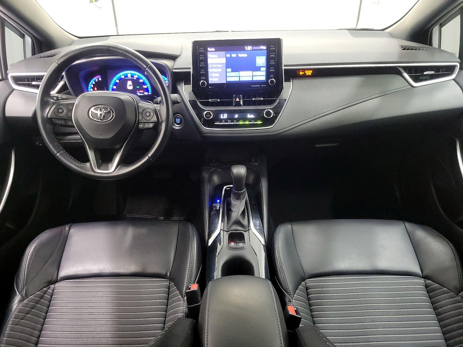 2022 Toyota Corolla XSE - Photo 10