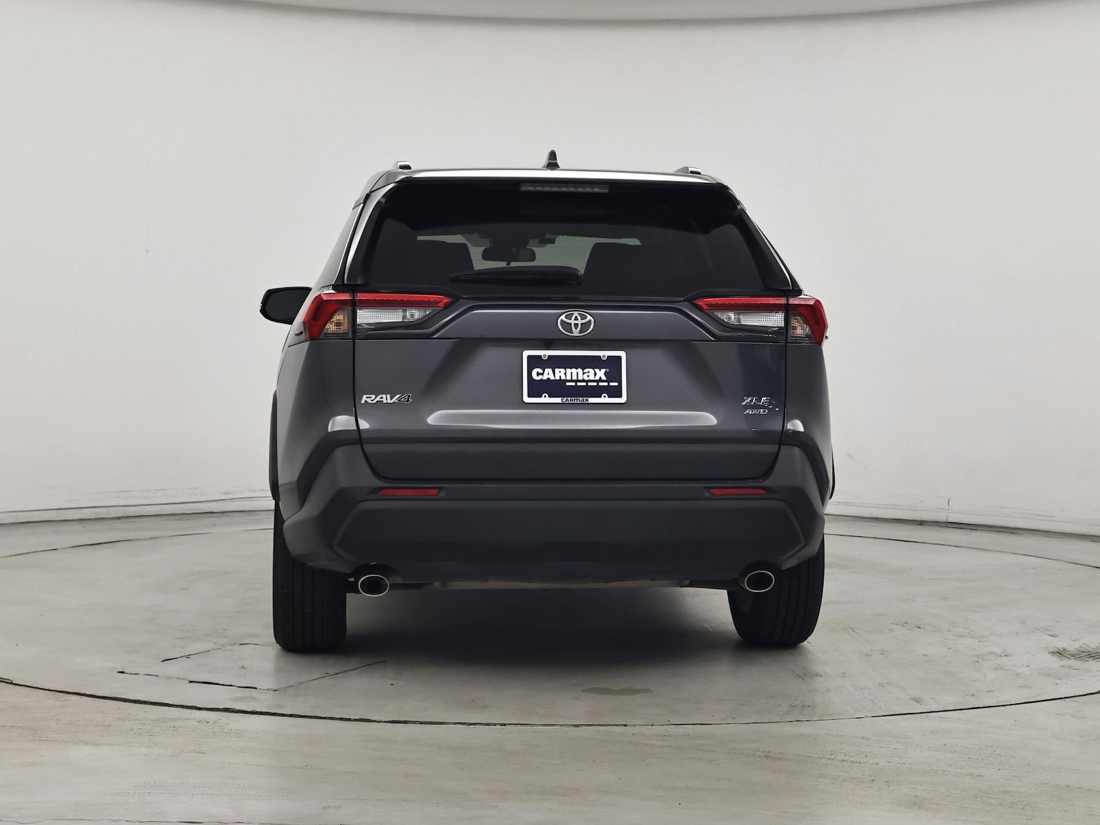 2024 Toyota RAV4 XLE - Photo 7
