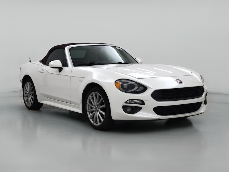2018 Fiat 124 Spider Lusso Red Top Edition