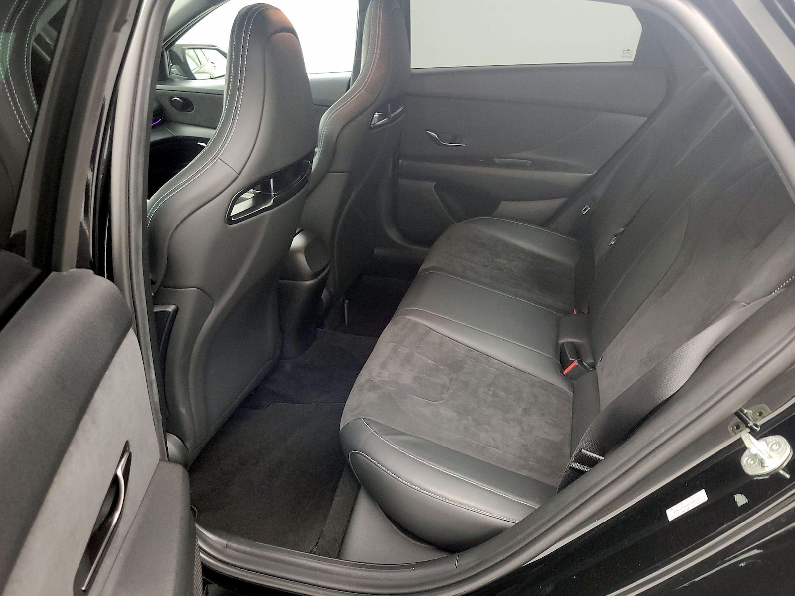 2022 Hyundai Elantra N - Photo 21