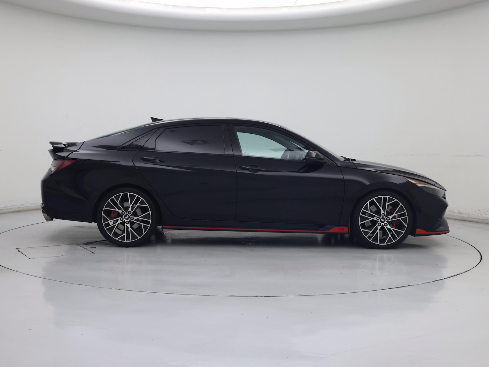 2022 Hyundai Elantra N - Photo 8