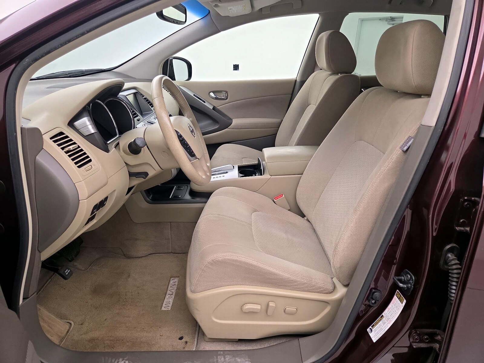 Power Seat(s) & Side Airbags