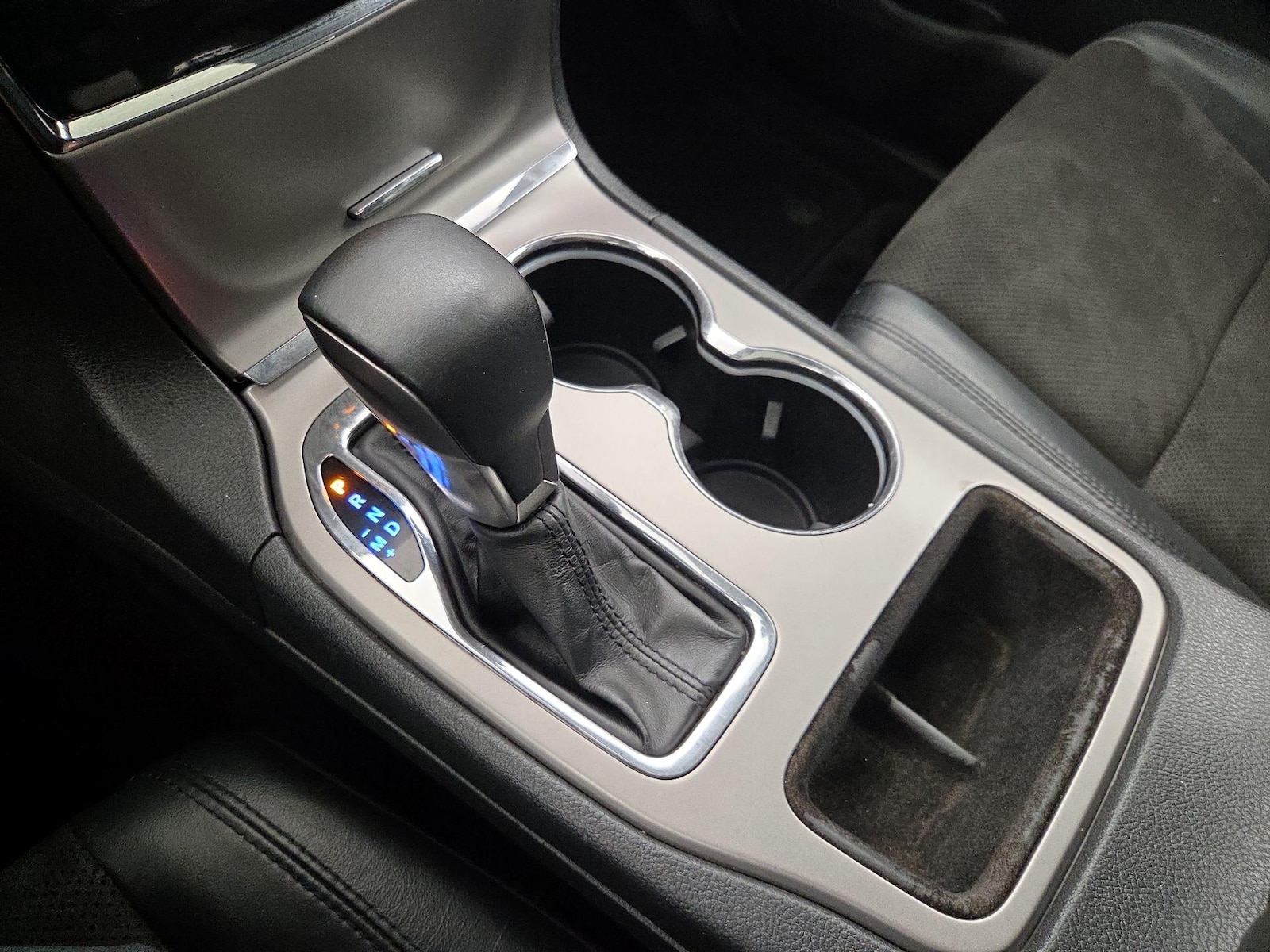 2019 Jeep Grand Cherokee Altitude - Photo 19