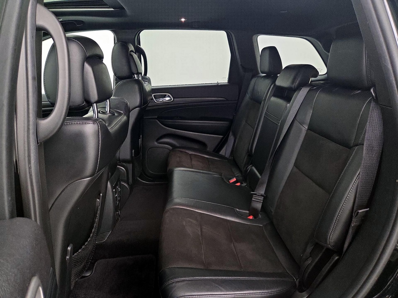 2019 Jeep Grand Cherokee Altitude - Photo 22