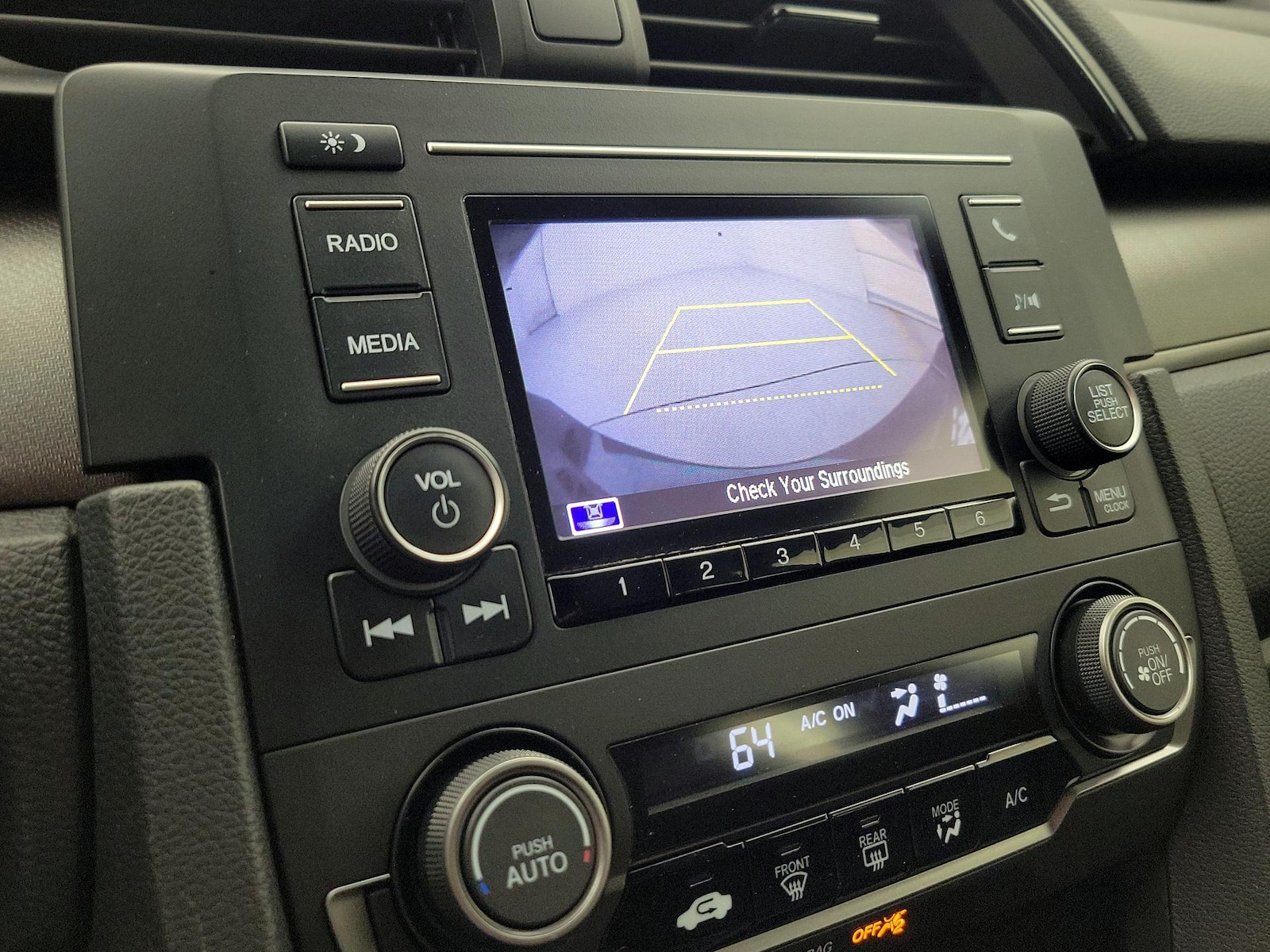 2019 Honda Civic Hatchback LX - Photo 15