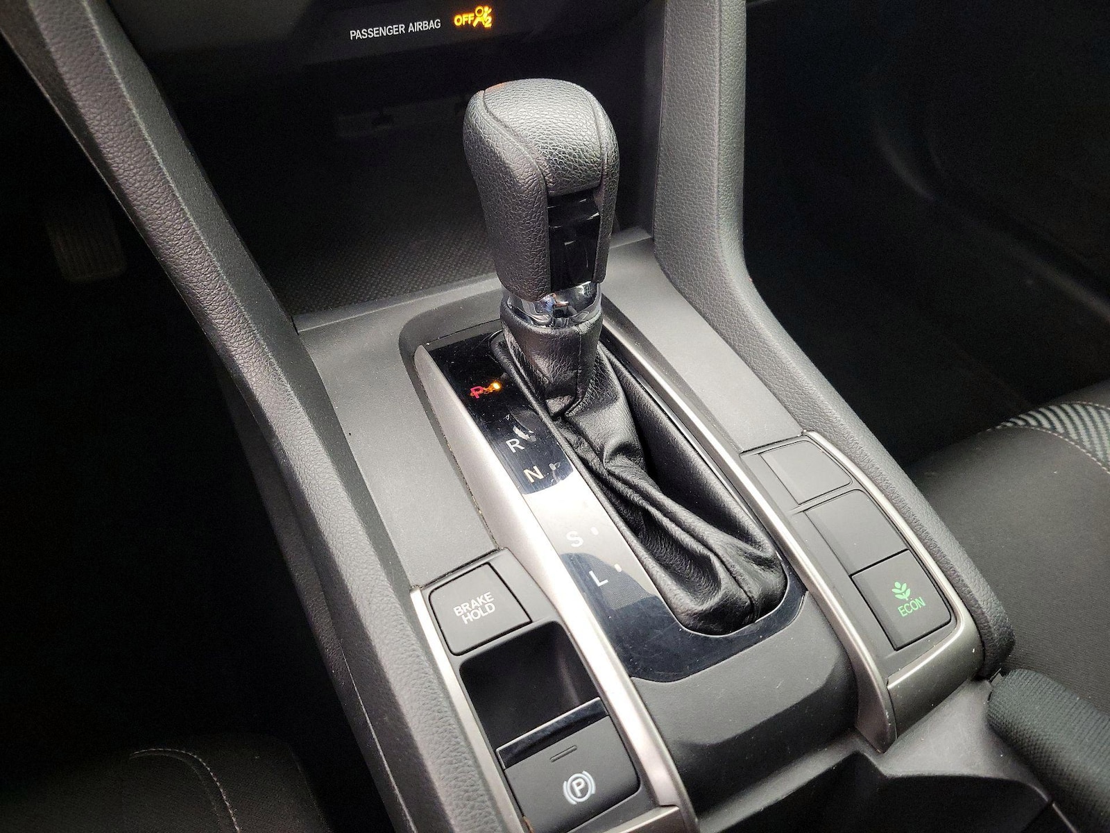 2019 Honda Civic Hatchback LX - Photo 18