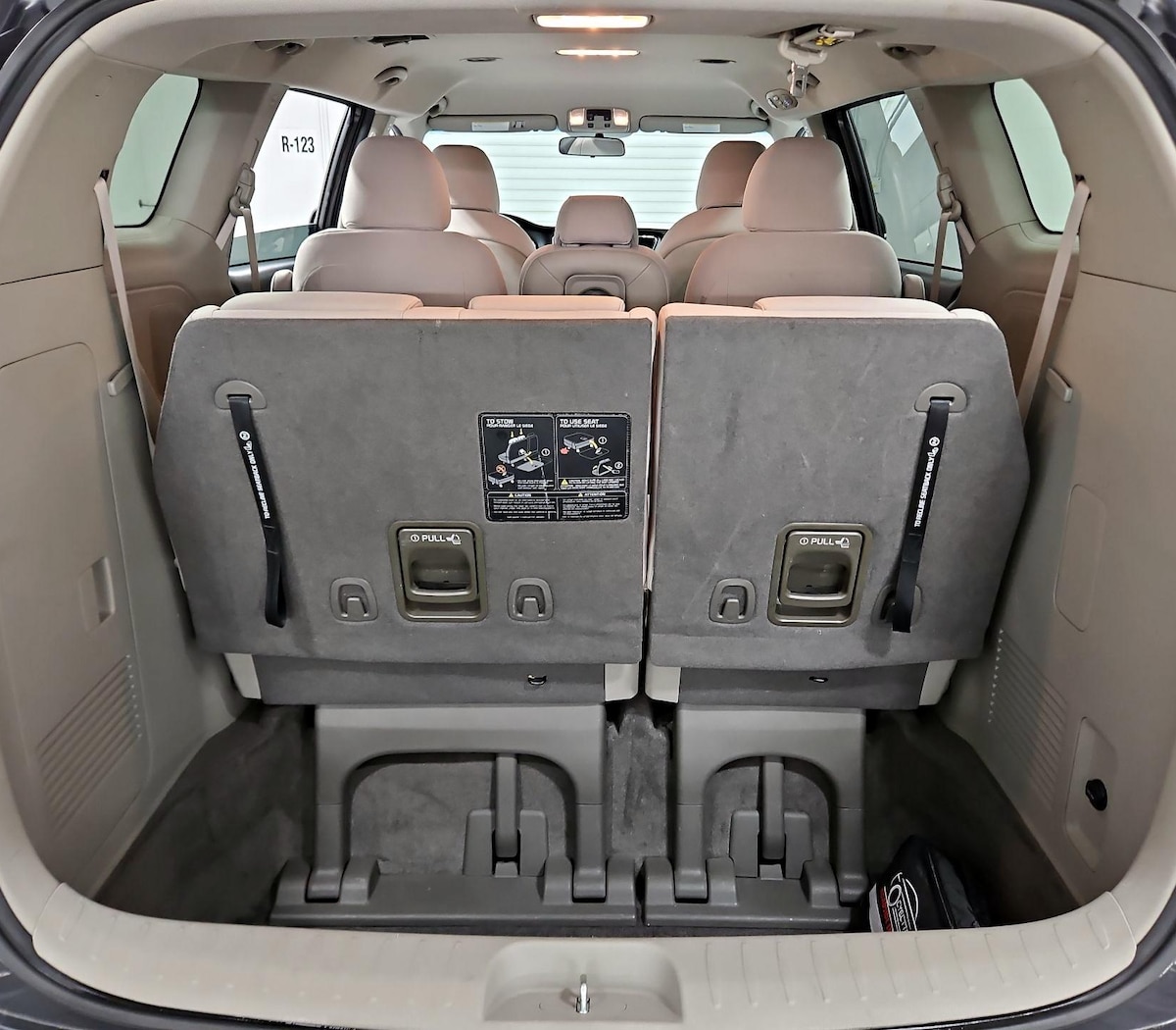 Trunk/Cargo (Seats Up)