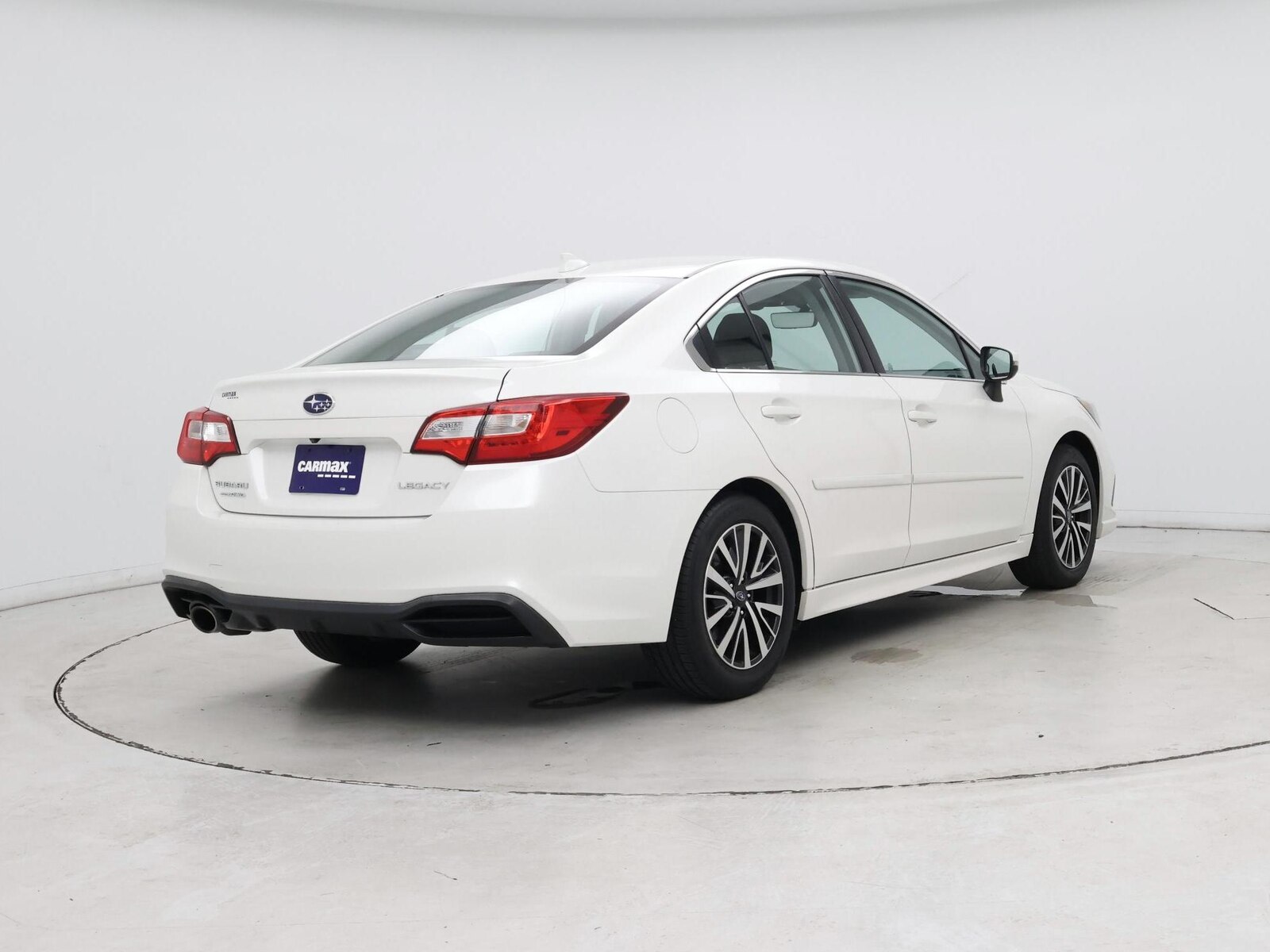 2018 Subaru Legacy Premium - Photo 9