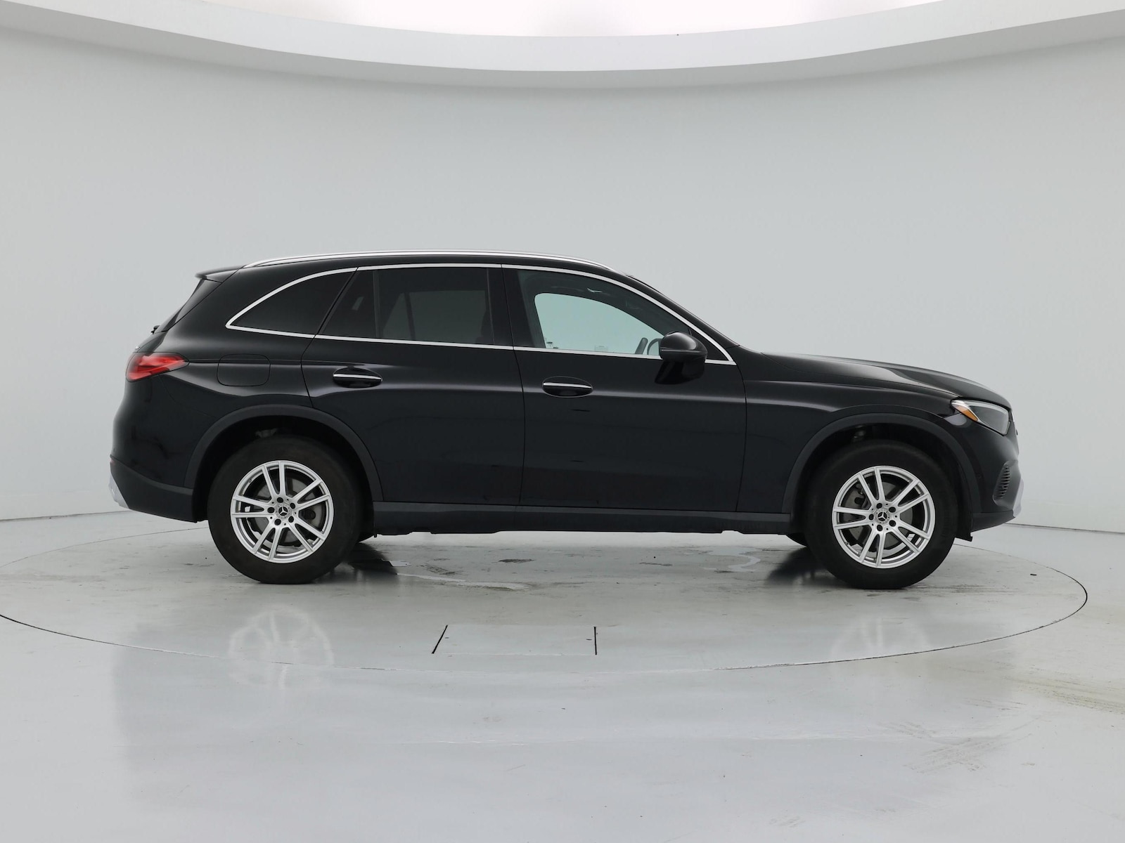 2023 Mercedes-Benz GLC GLC 300 - Photo 8