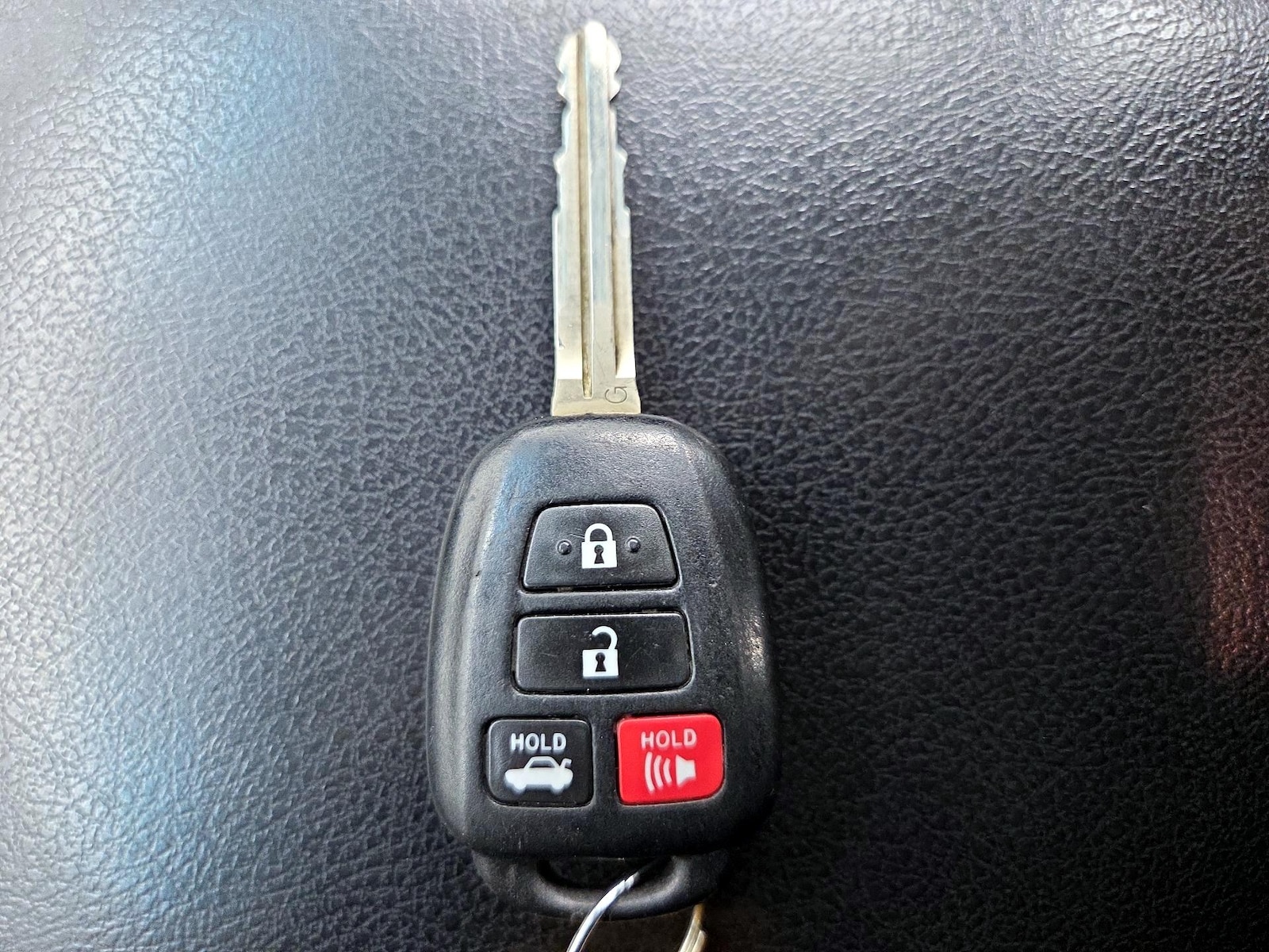 2014 Toyota Camry SE - Photo 23