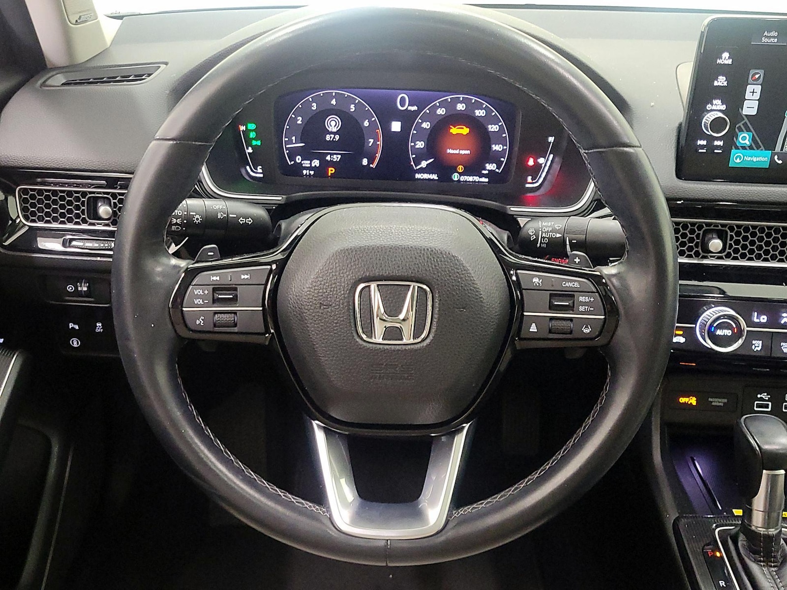 2022 Honda Civic Touring - Photo 11