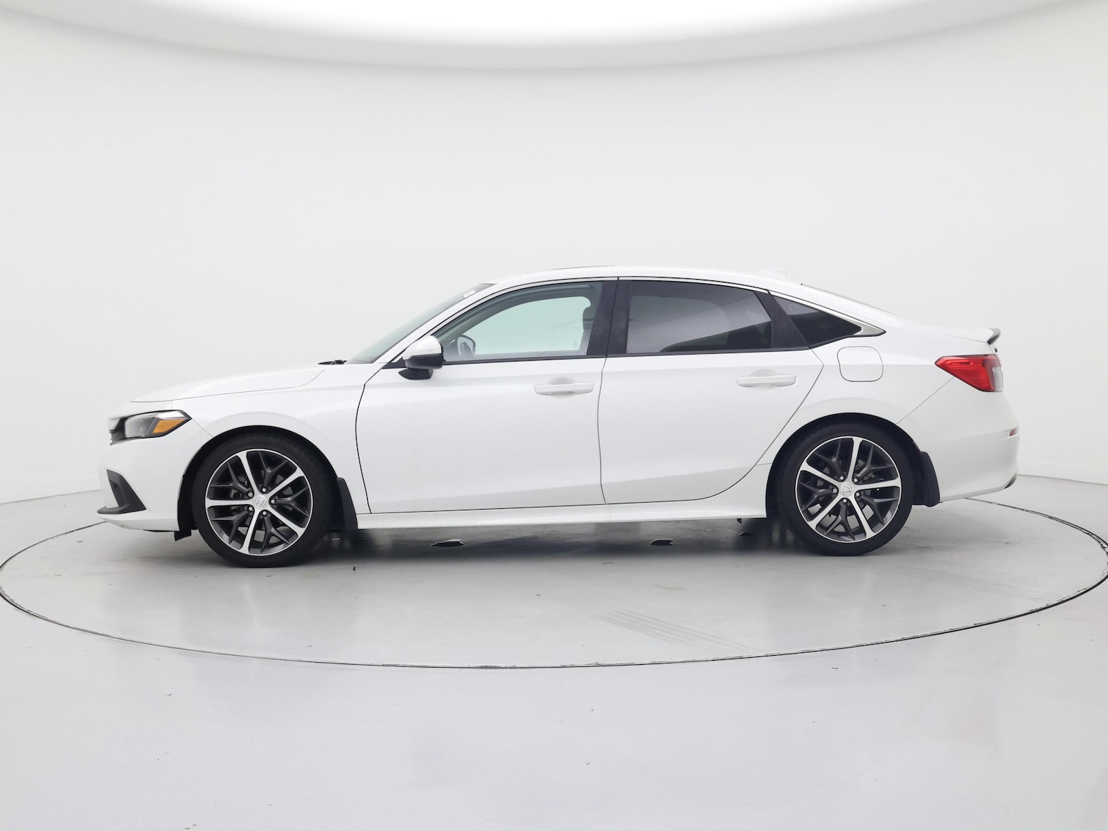 2022 Honda Civic Touring - Photo 4