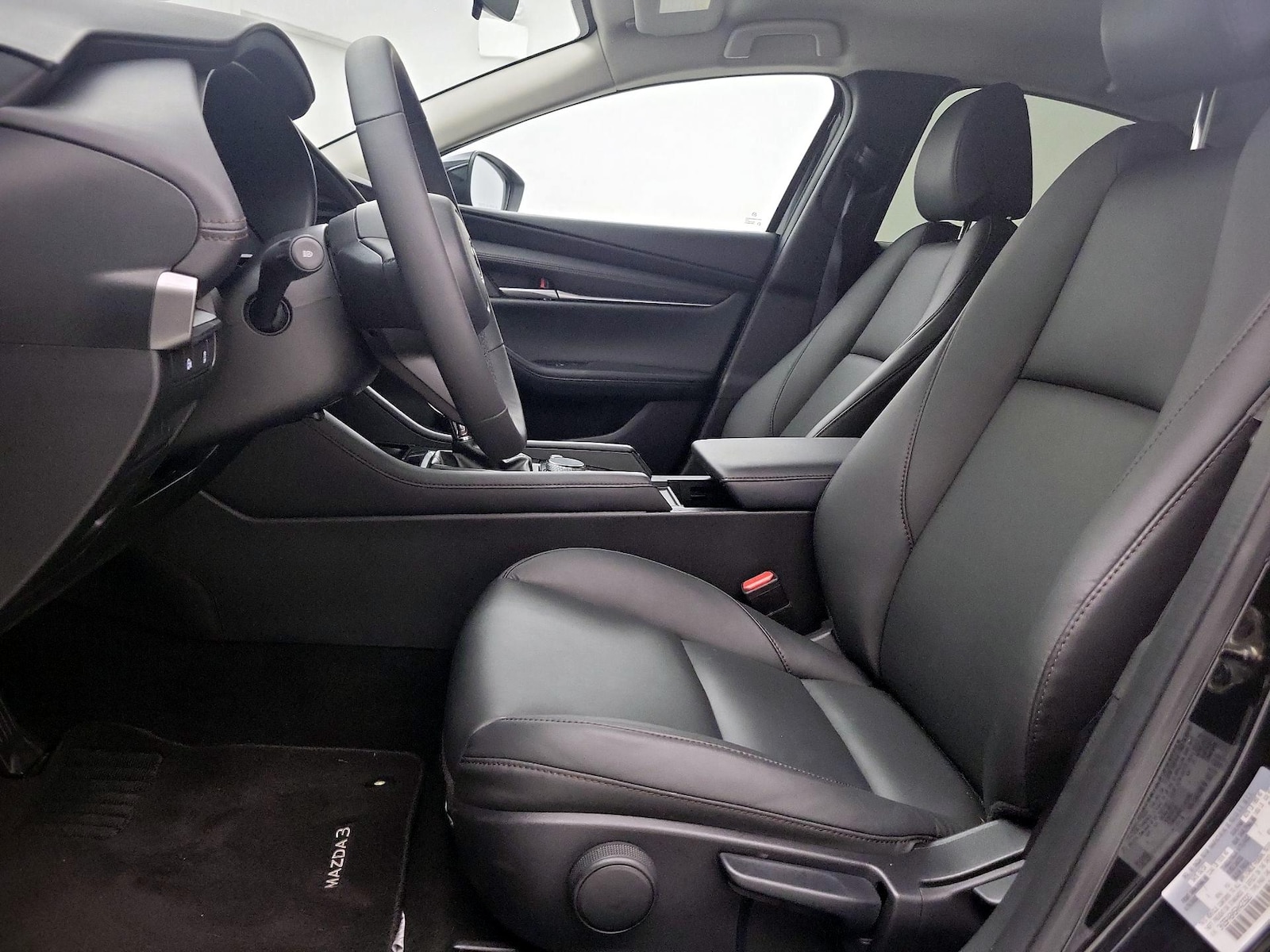 Side Airbags & Leatherette Seats
