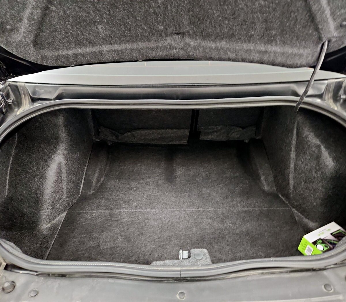 Trunk/Cargo (Seats Up)