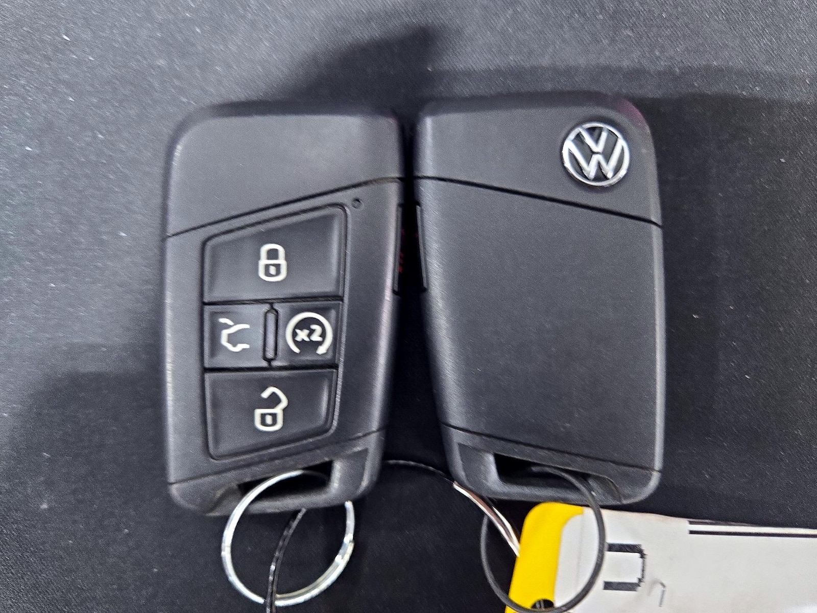 2023 Volkswagen Taos SE - Photo 22