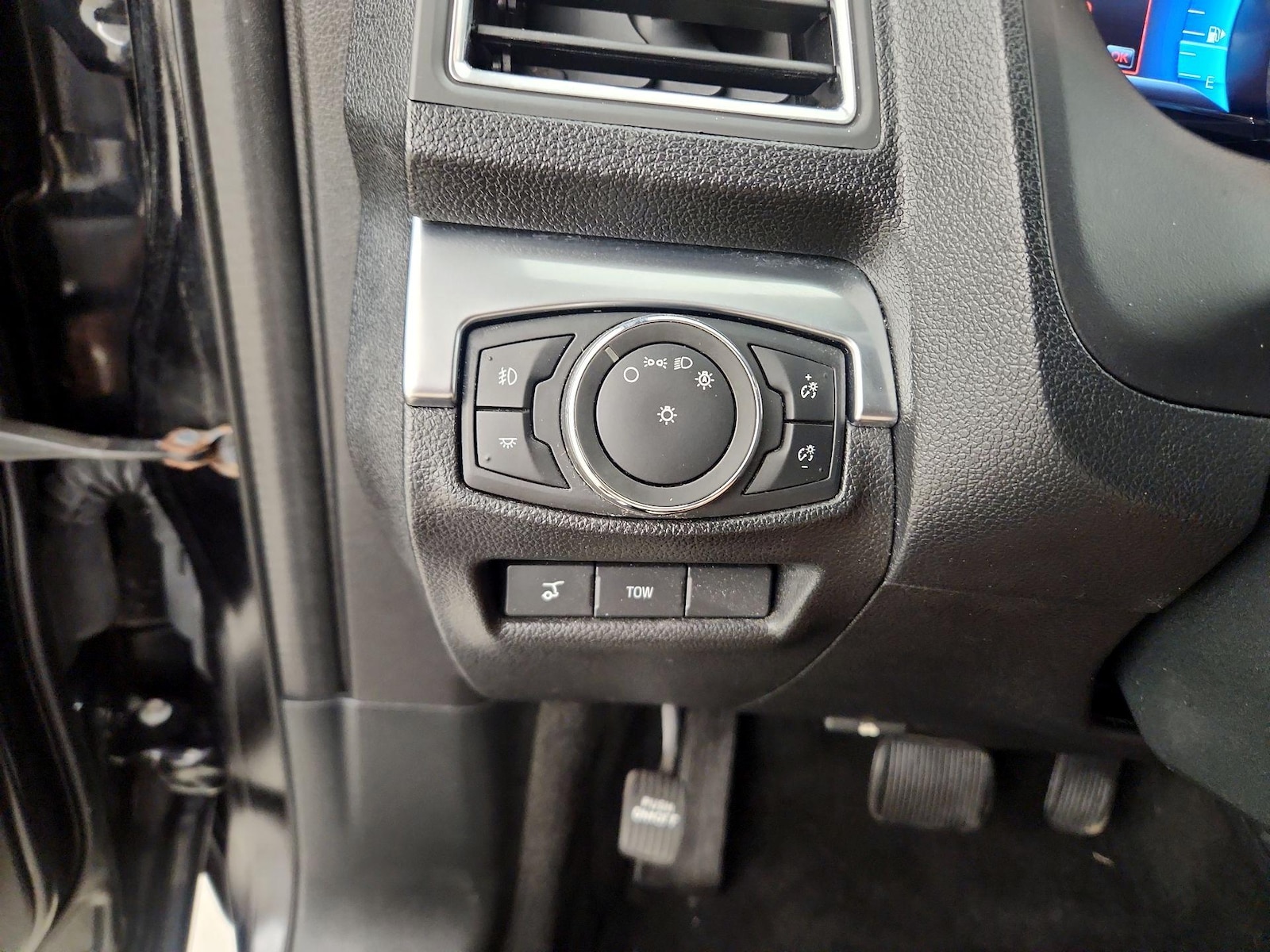 2018 Ford Explorer Limited - Photo 14