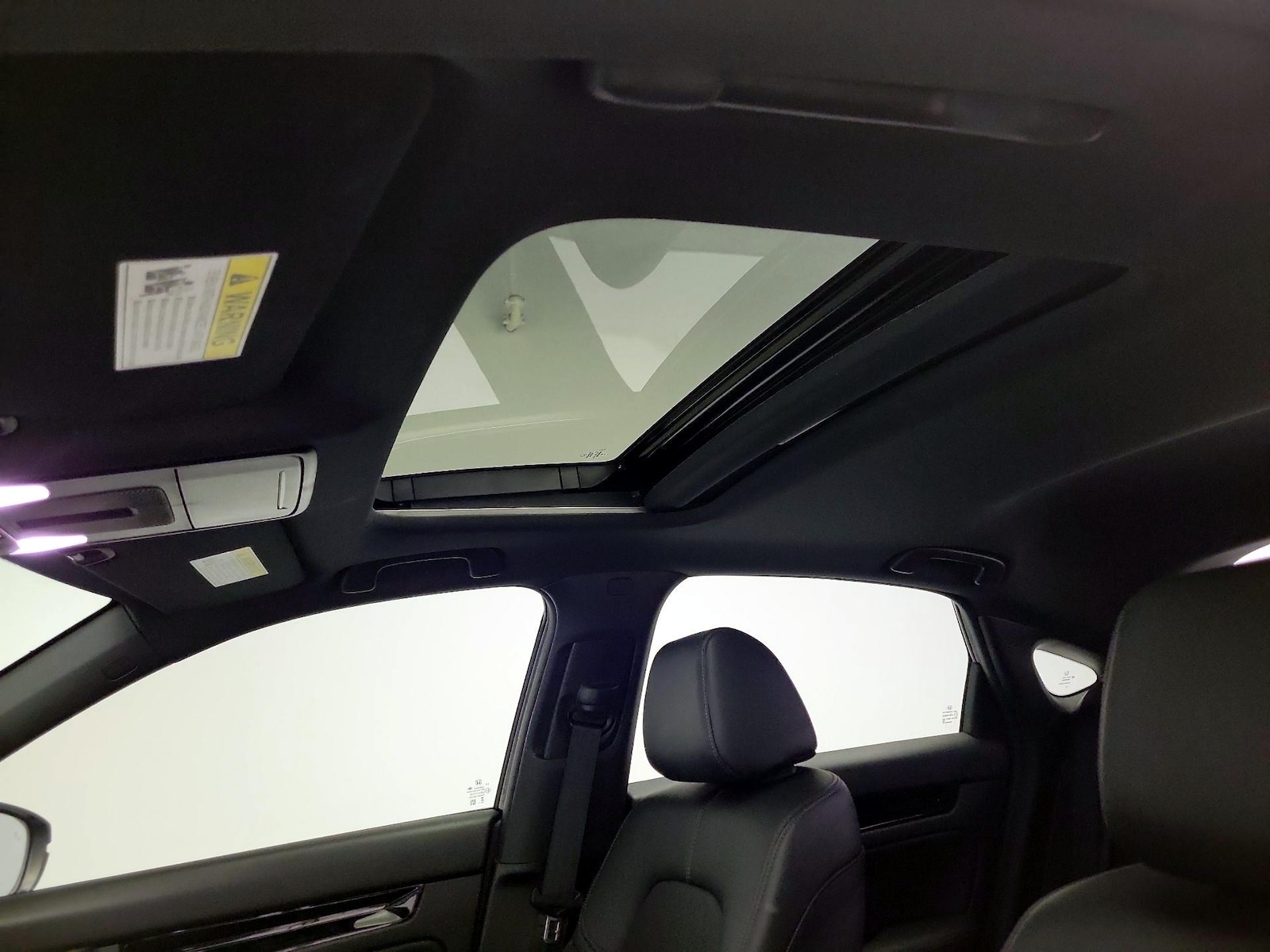 Sunroof(s) & Overhead Airbags