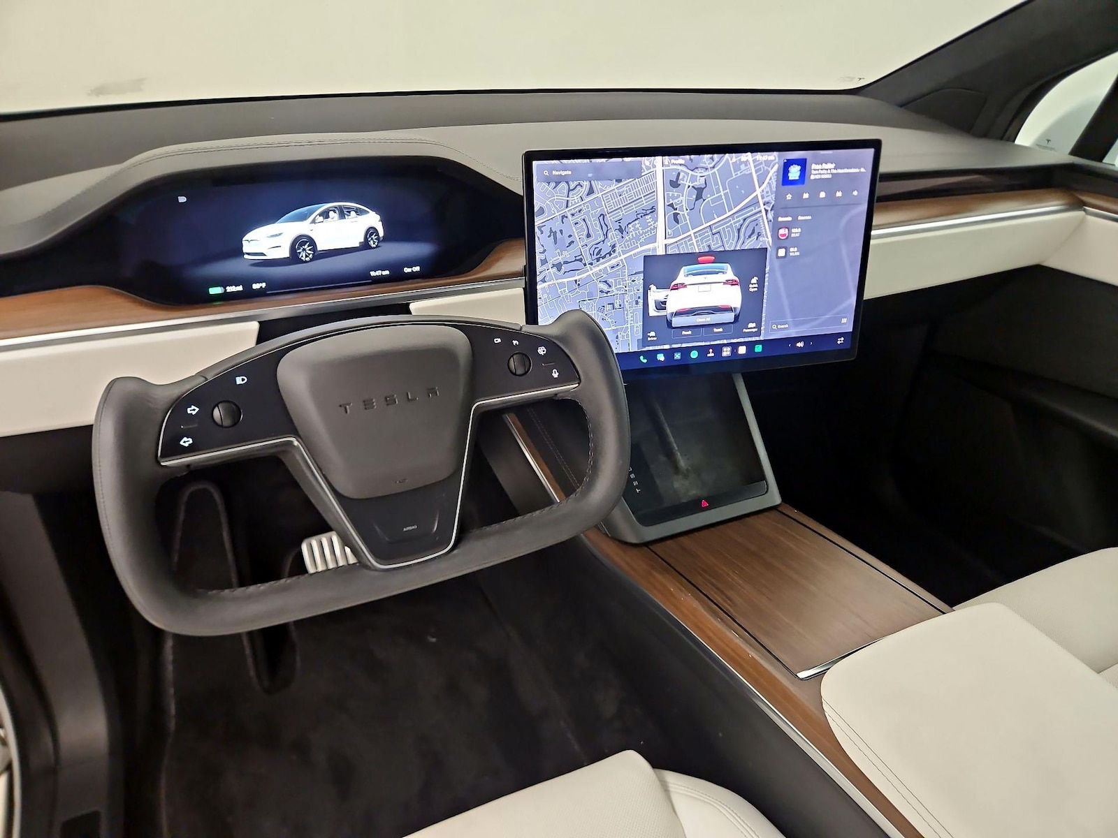 2022 Tesla Model X Long Range - Photo 10