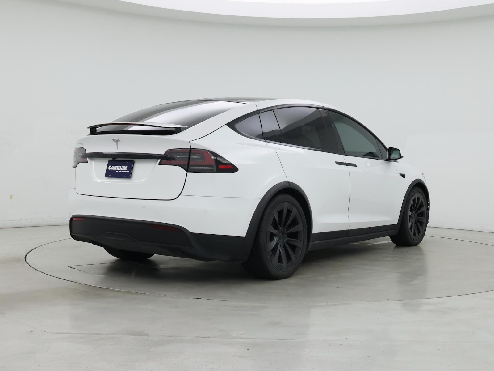 2022 Tesla Model X Long Range - Photo 9