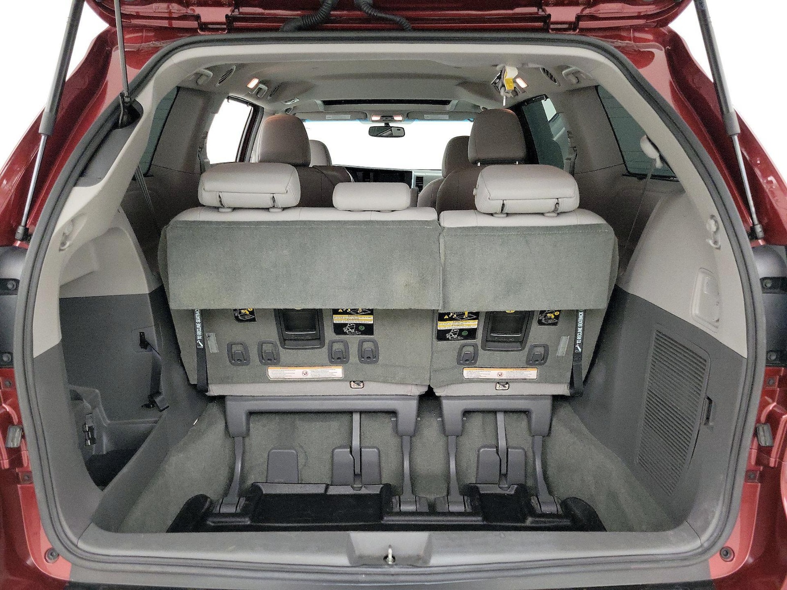 2017 Toyota Sienna XLE - Photo 21