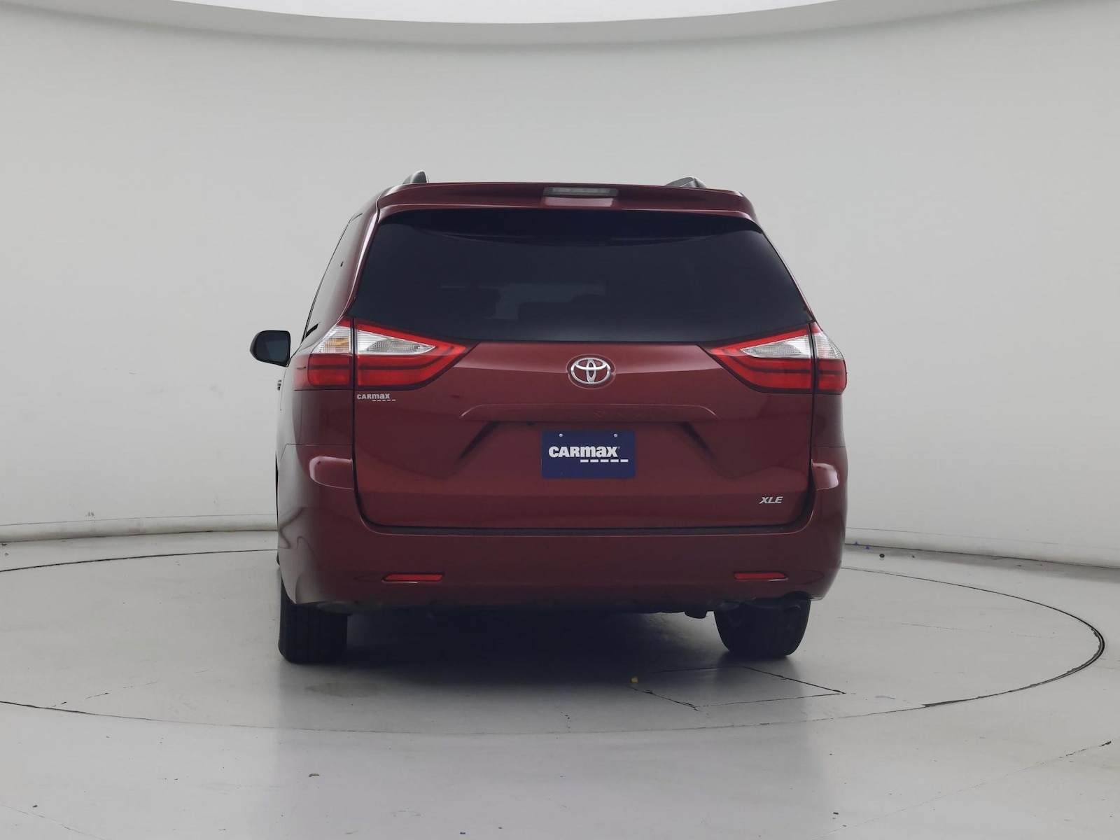2017 Toyota Sienna XLE - Photo 7