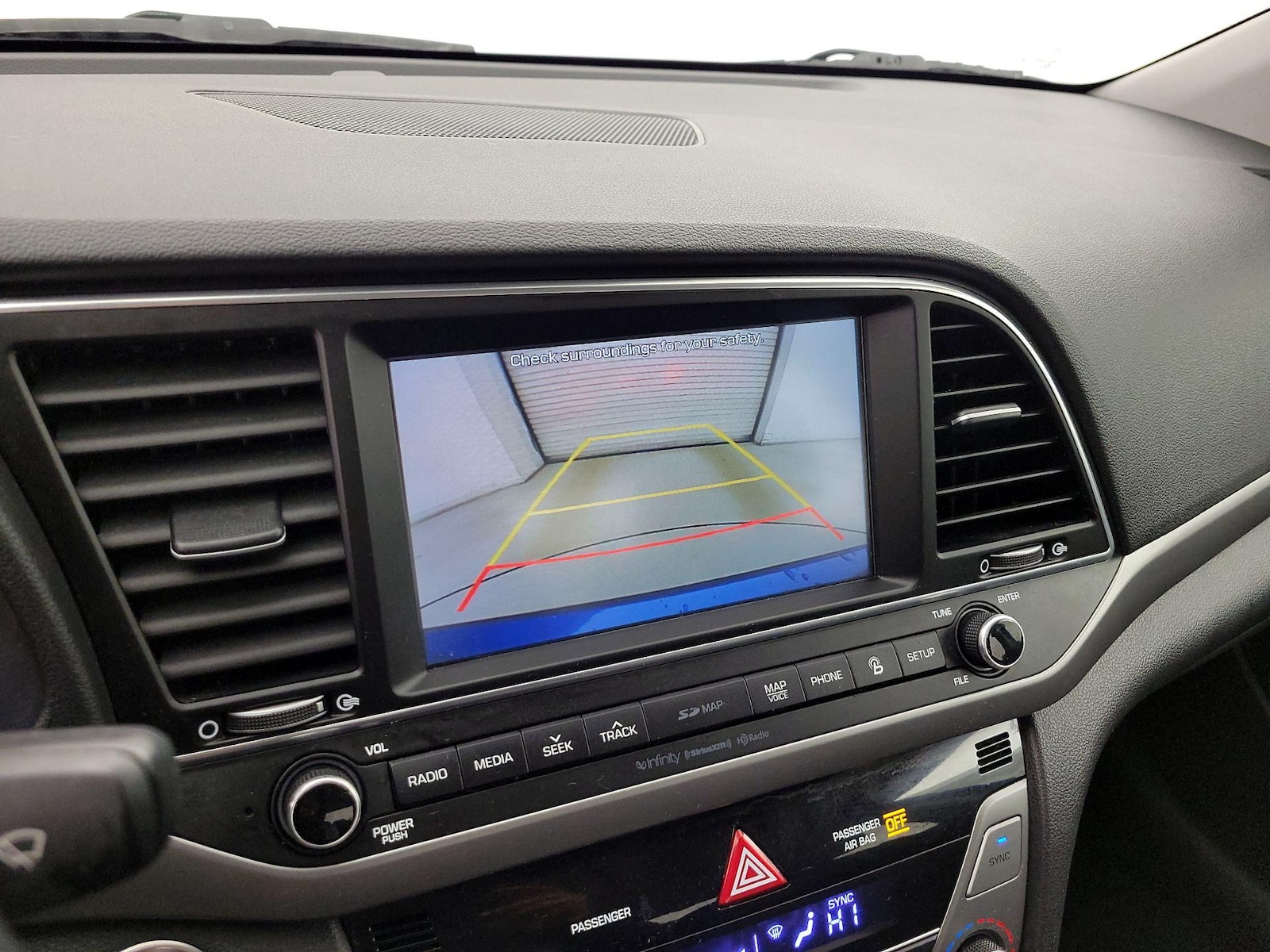 2017 Hyundai Elantra Limited - Photo 15