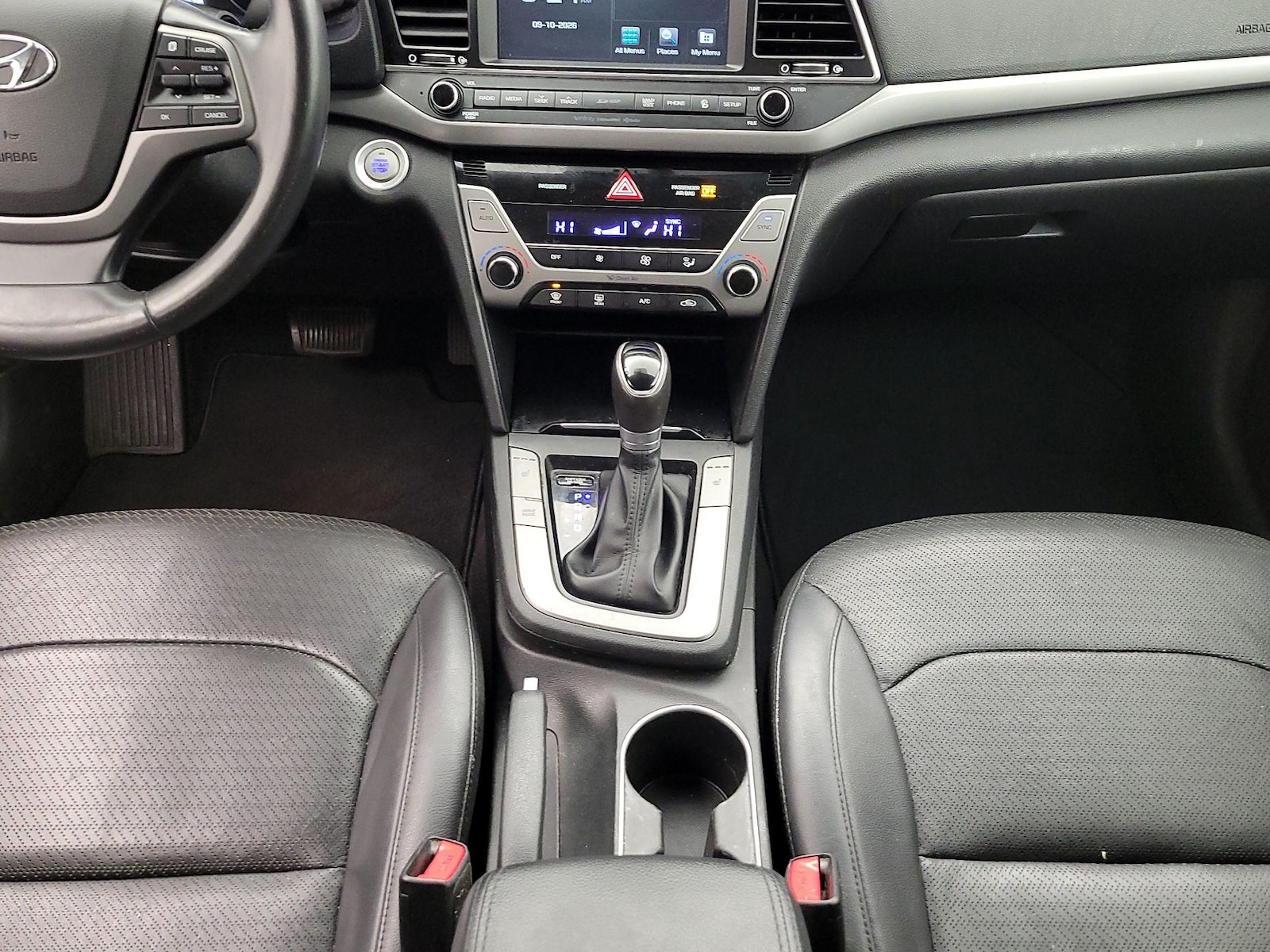 2017 Hyundai Elantra Limited - Photo 18