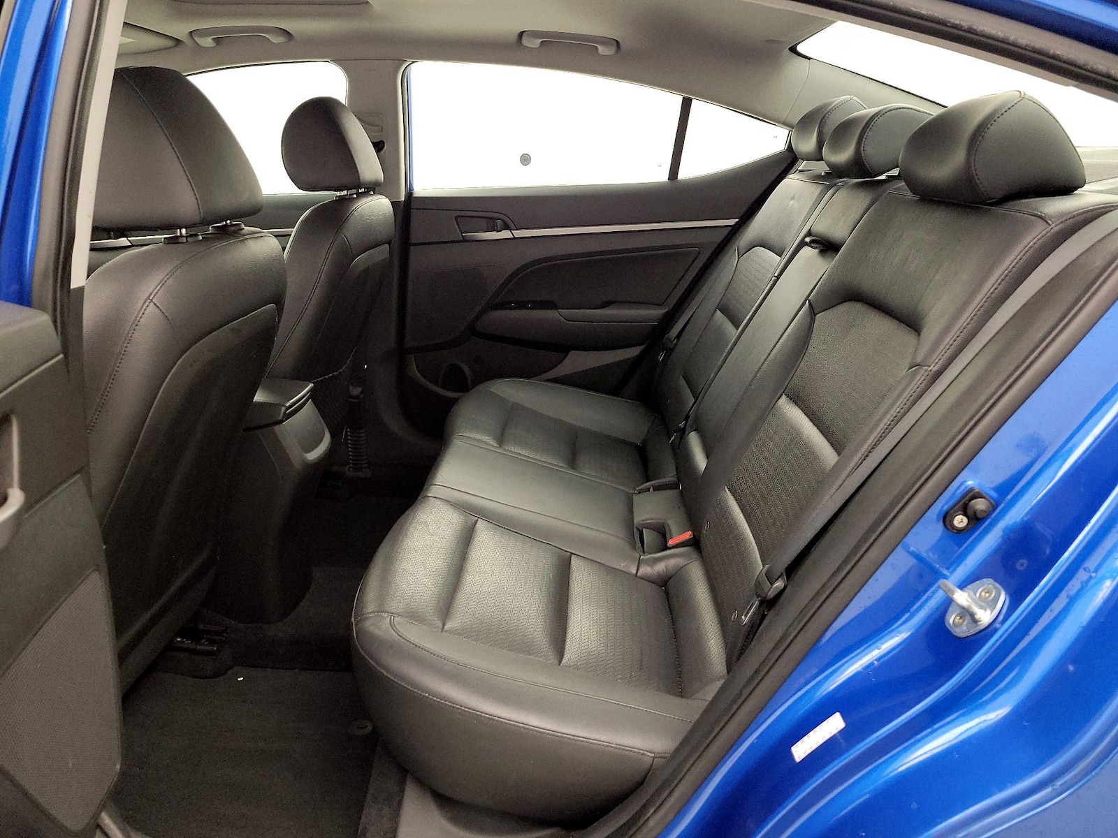 2017 Hyundai Elantra Limited - Photo 21
