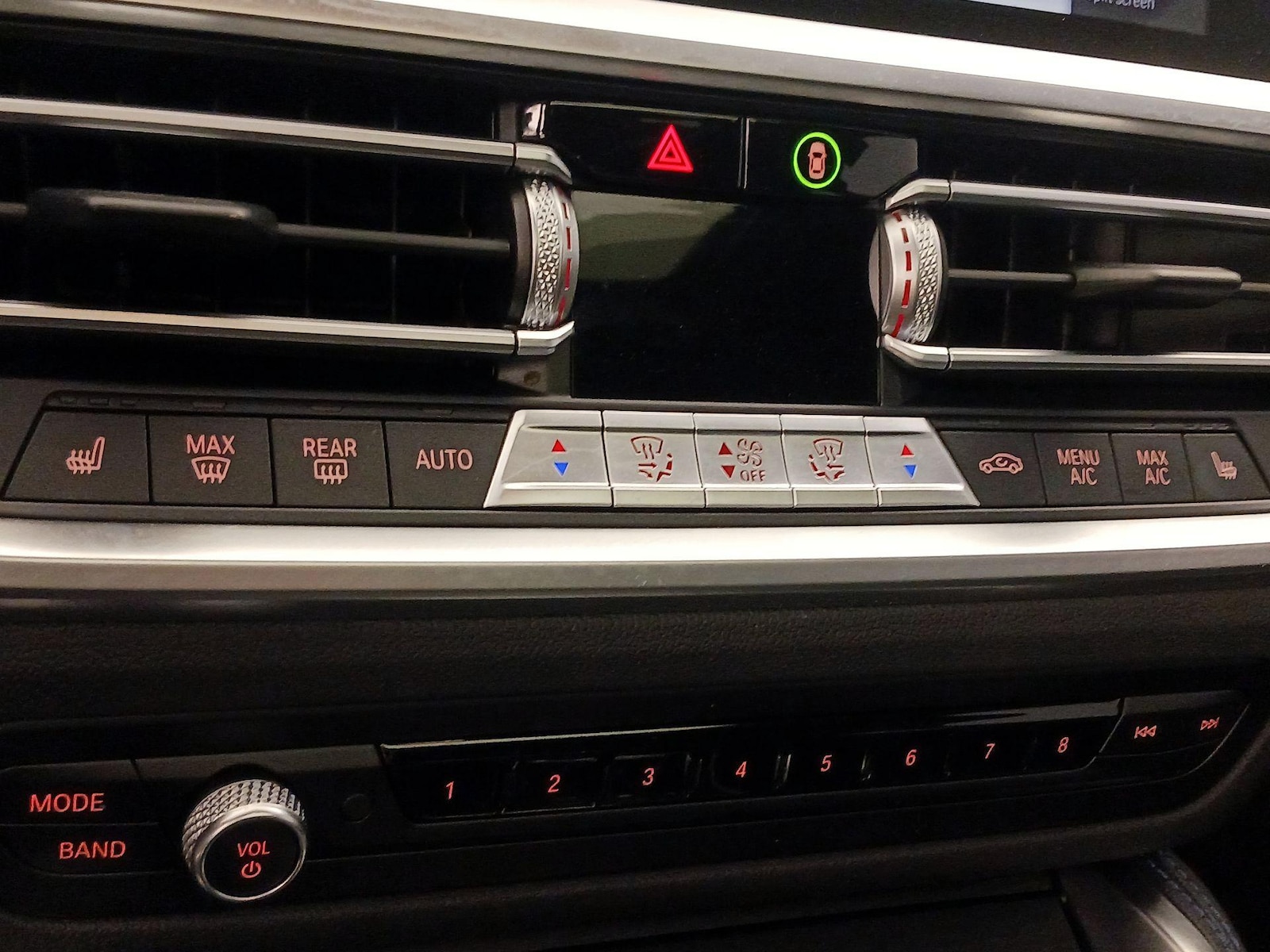 2021 BMW 4 Series M440i - Photo 18