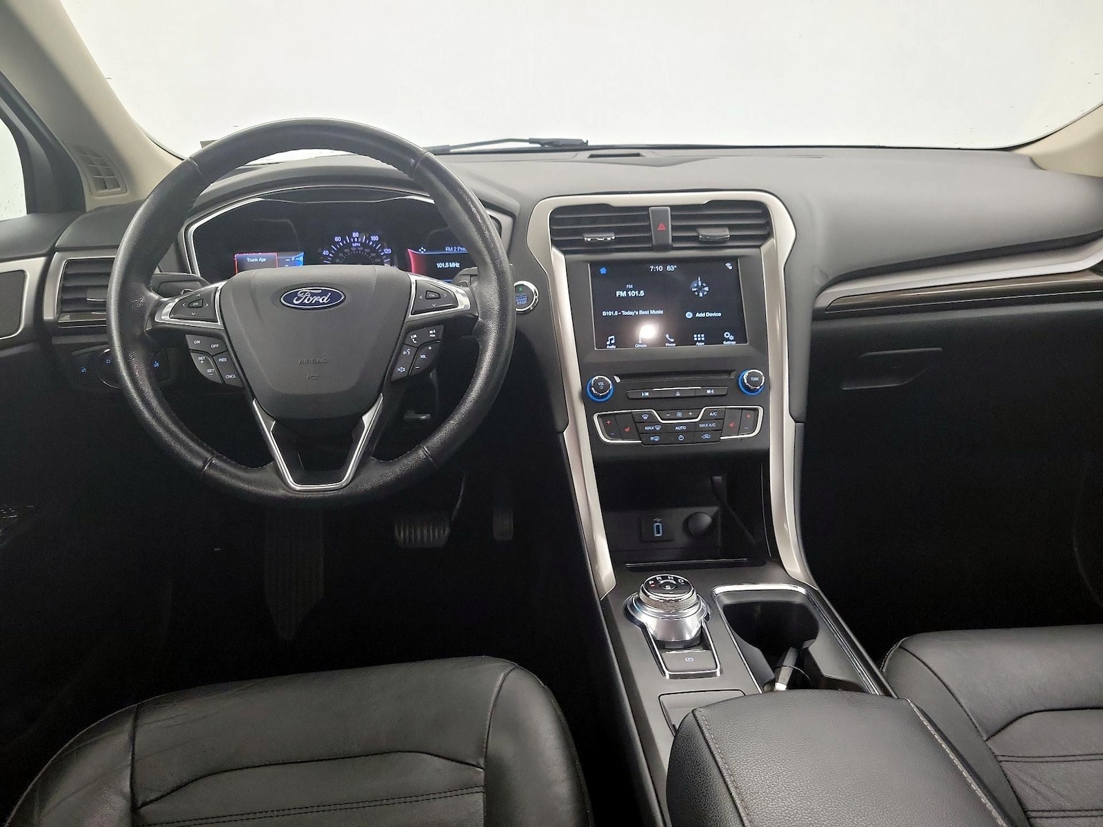 2018 Ford Fusion SE - Photo 10